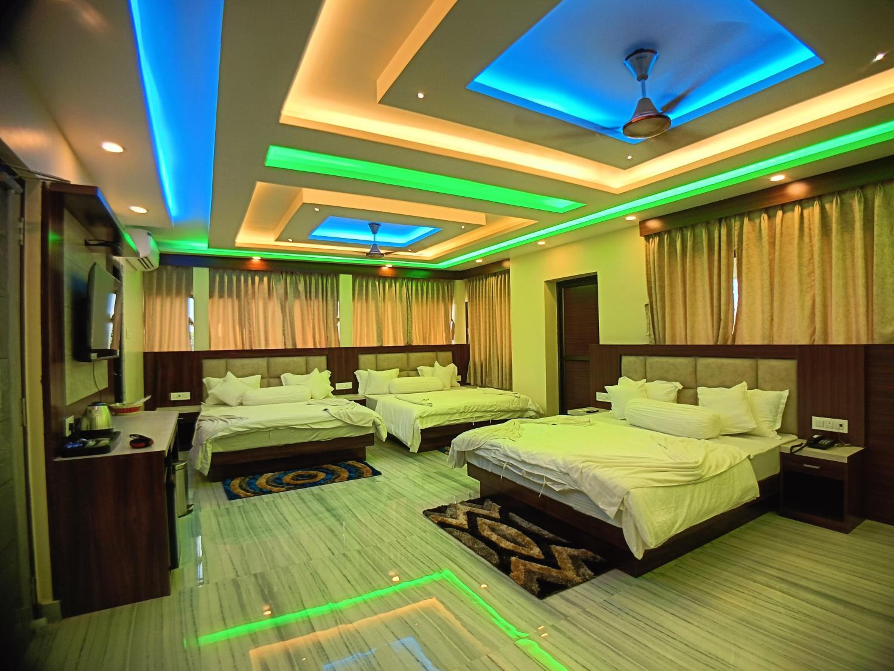 Deluxe Family Room photo 3