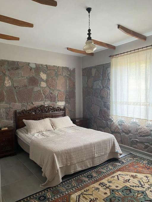 Three-Bedroom Villa photo 2