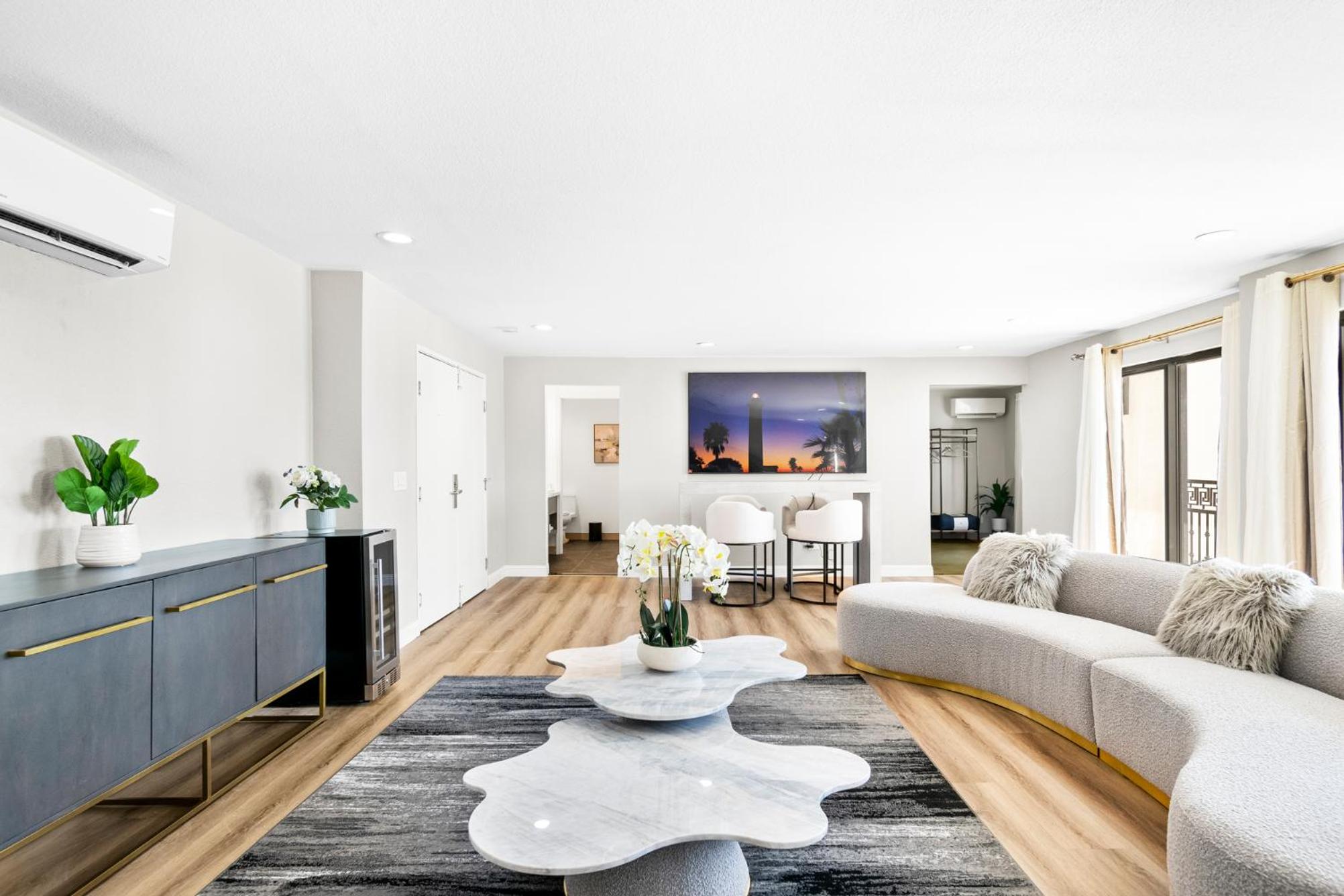 Superior King Room - Photo 8