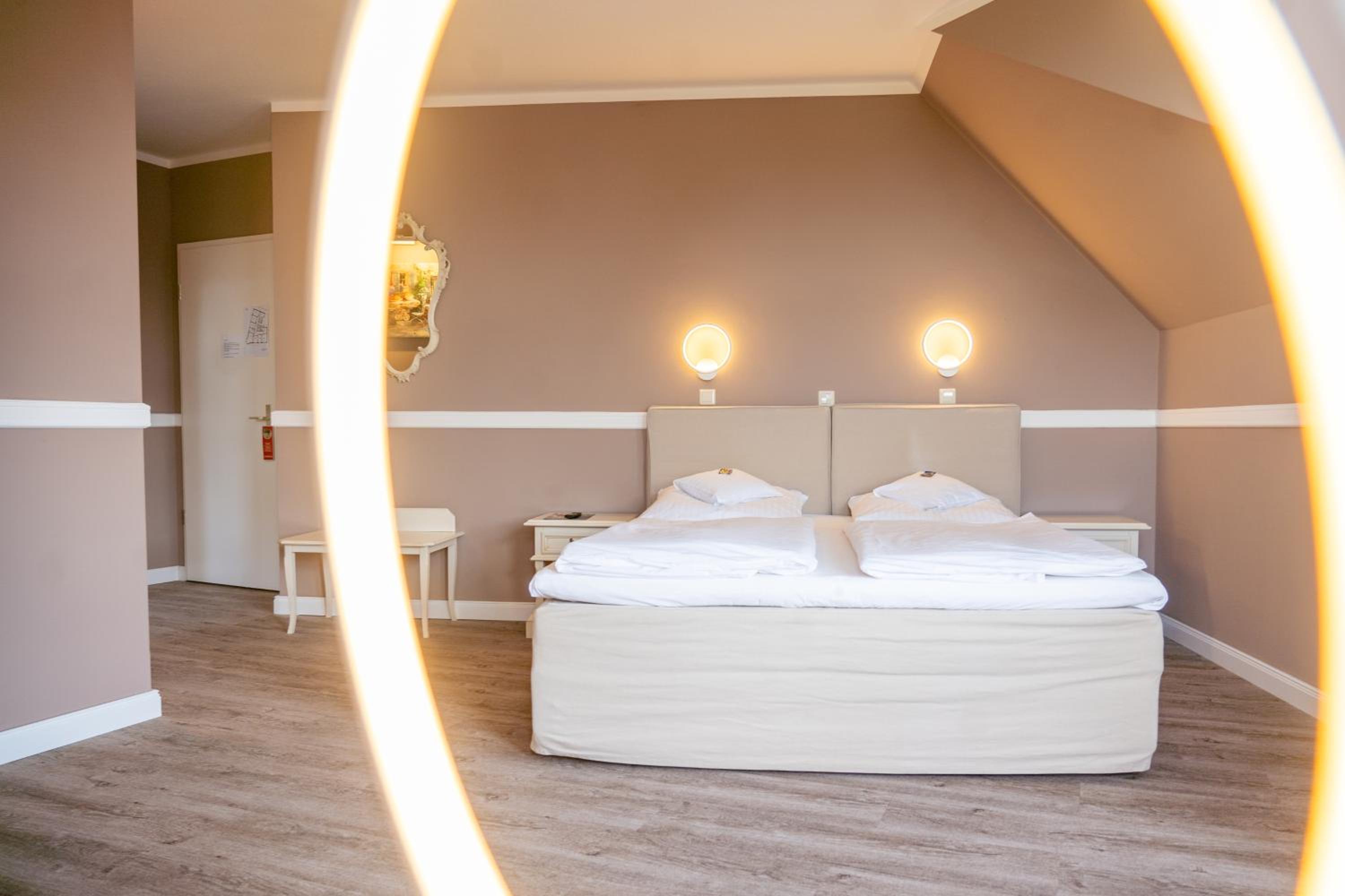 Deluxe Double Room - Photo 3