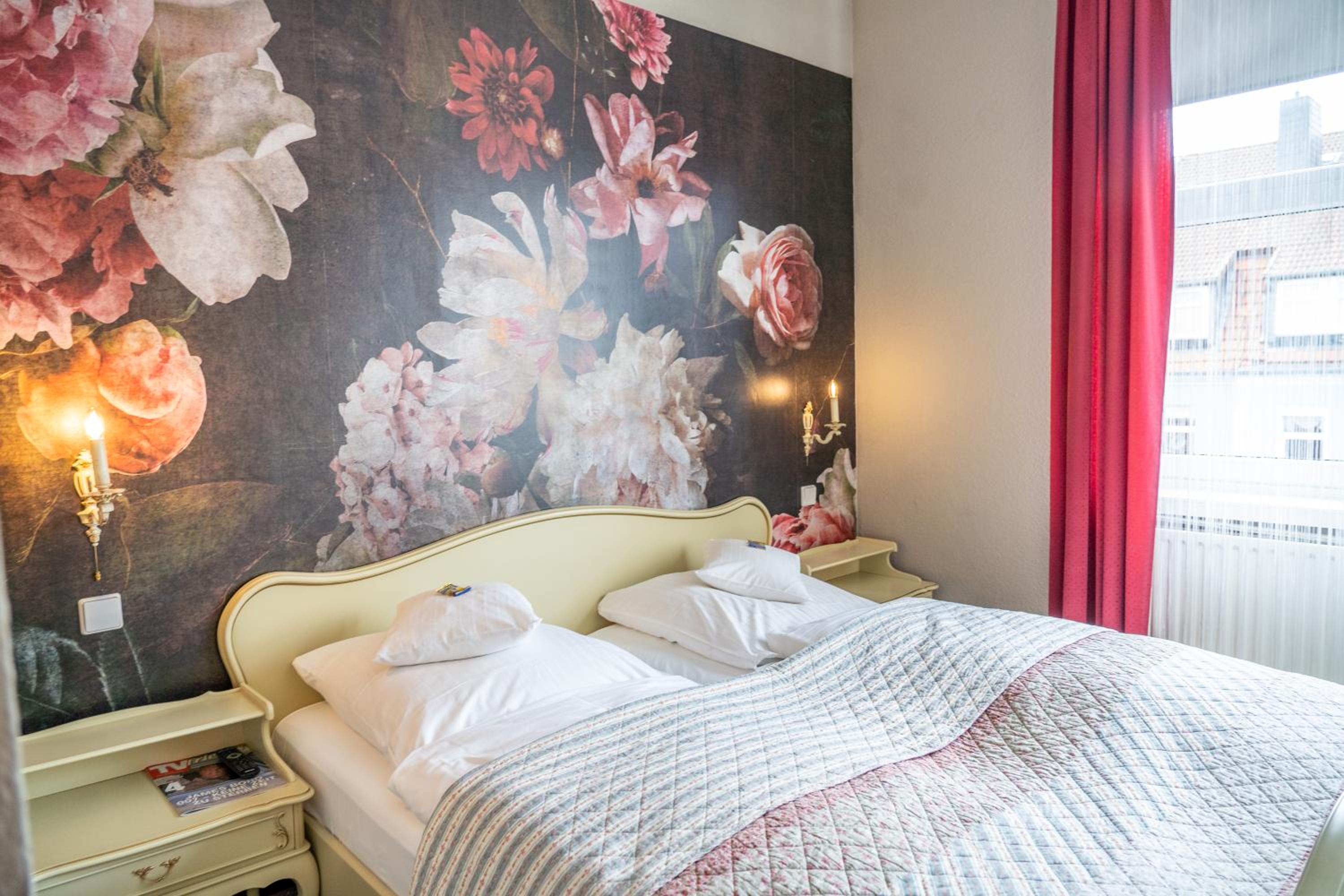 Deluxe Double Room - Photo 7