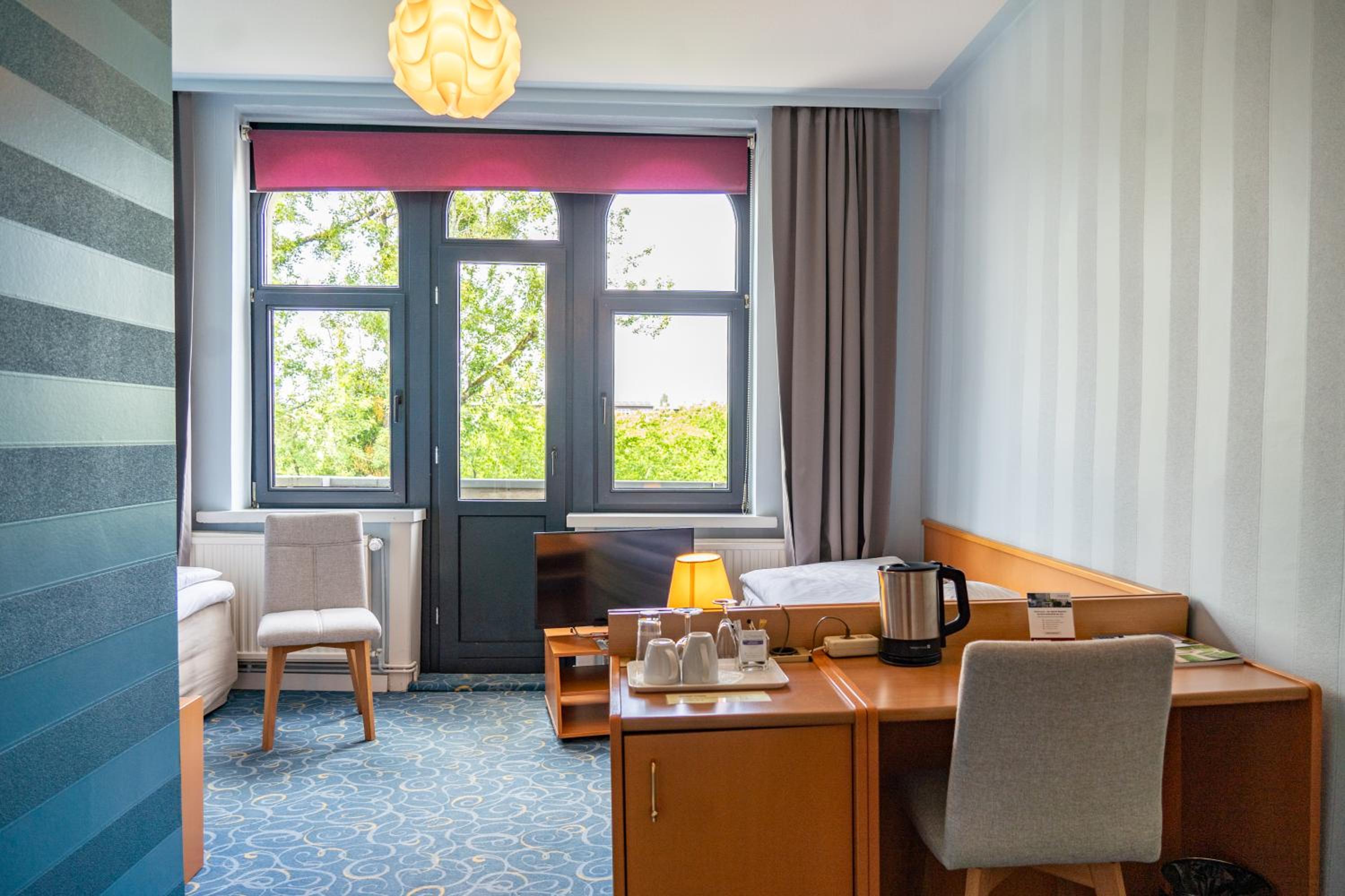 Double Room (1 Adult + 1 Child) - Photo 6