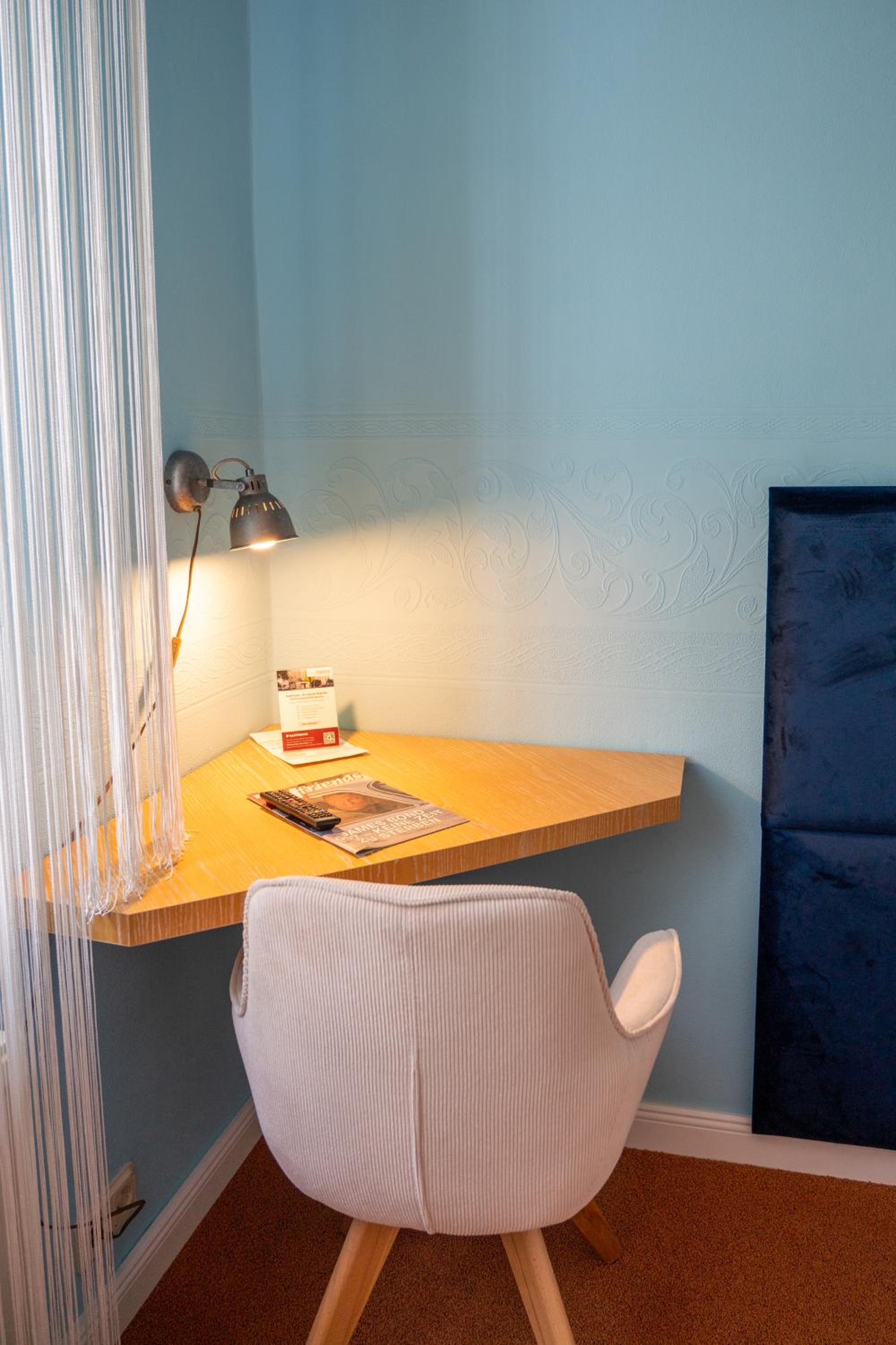 Single Room photo 2