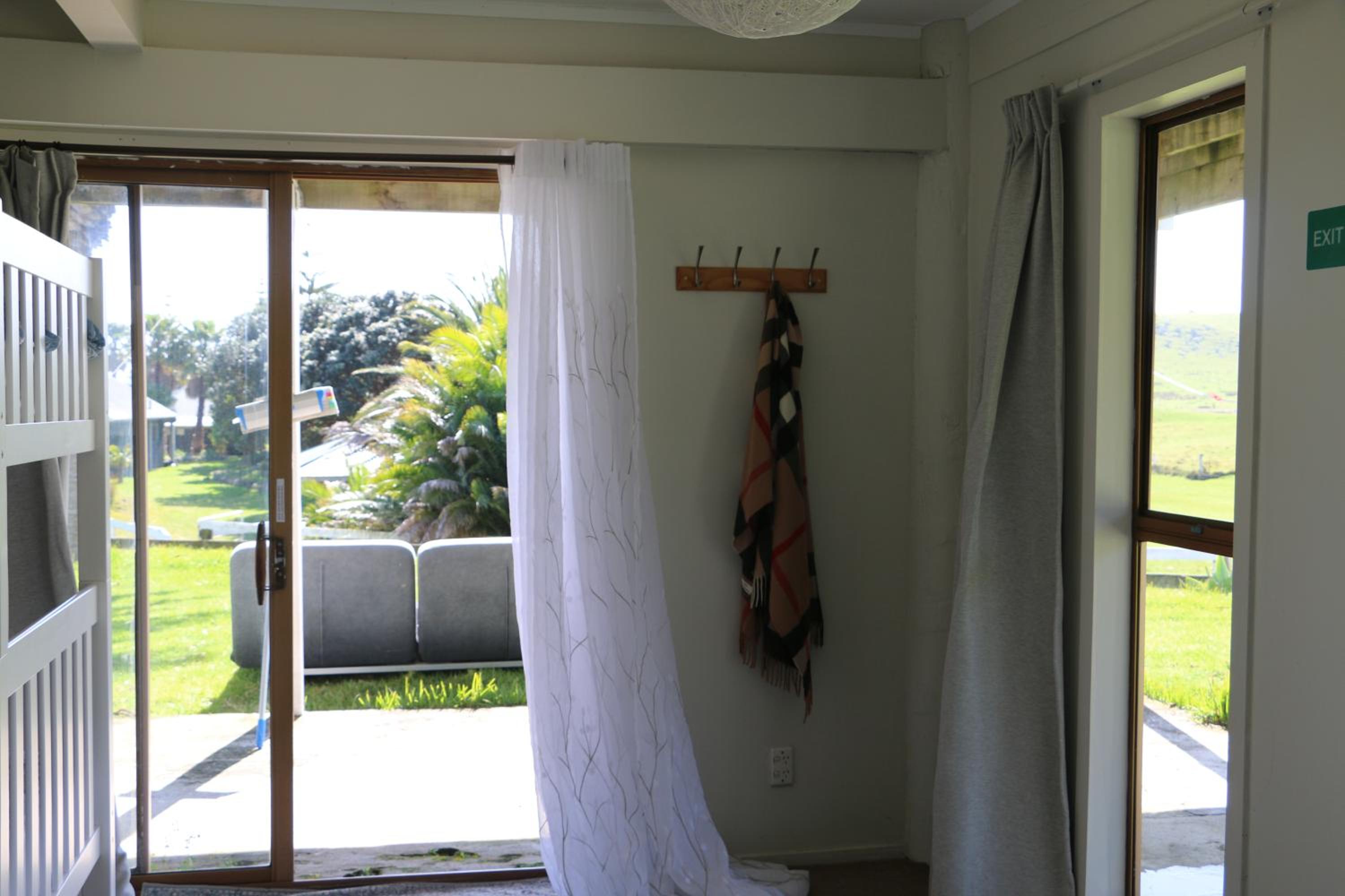 One-Bedroom House photo 2