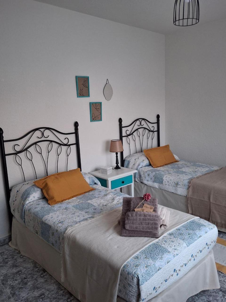 Three-Bedroom House photo 3