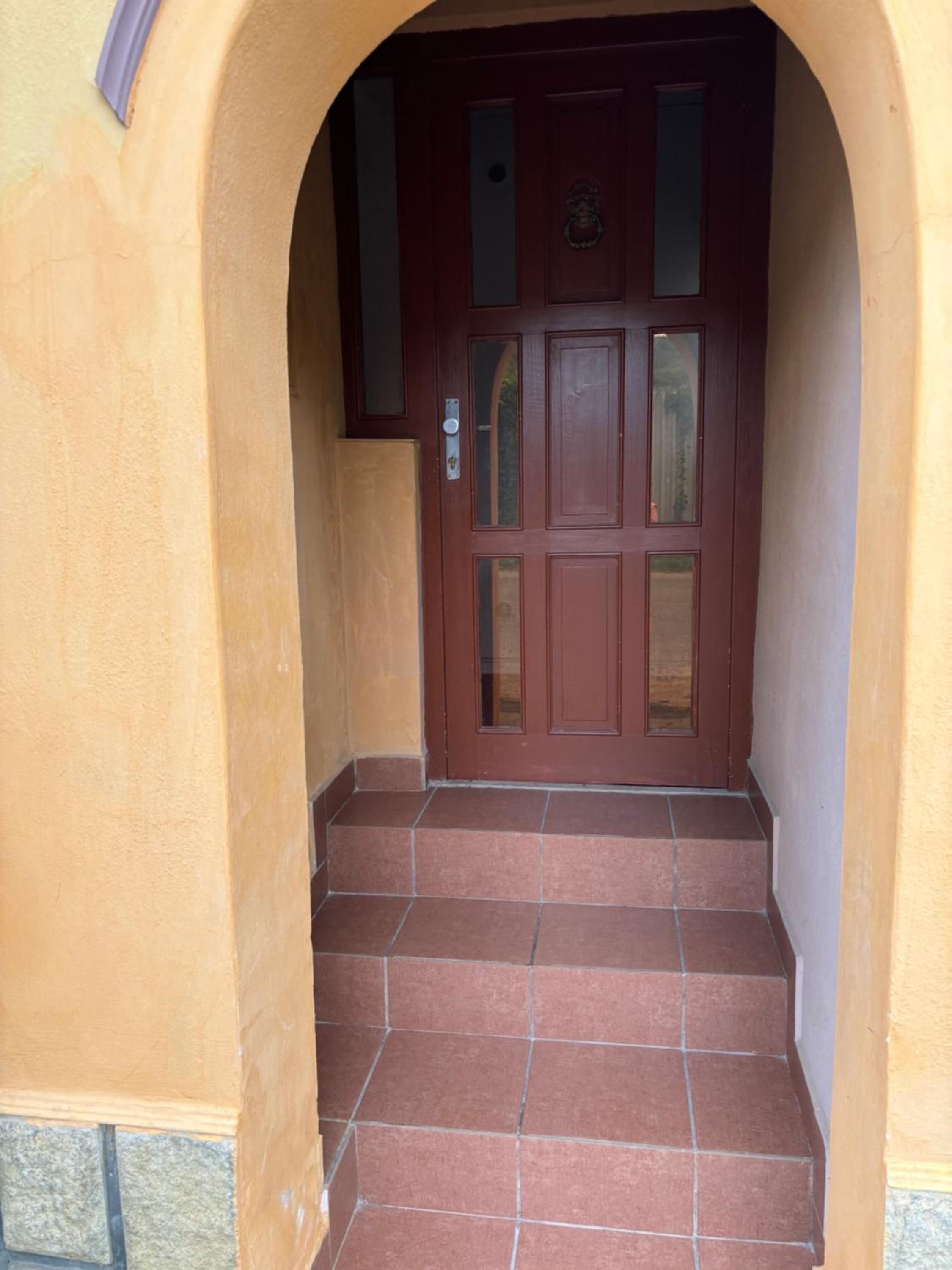 Two-Bedroom House - Photo 9