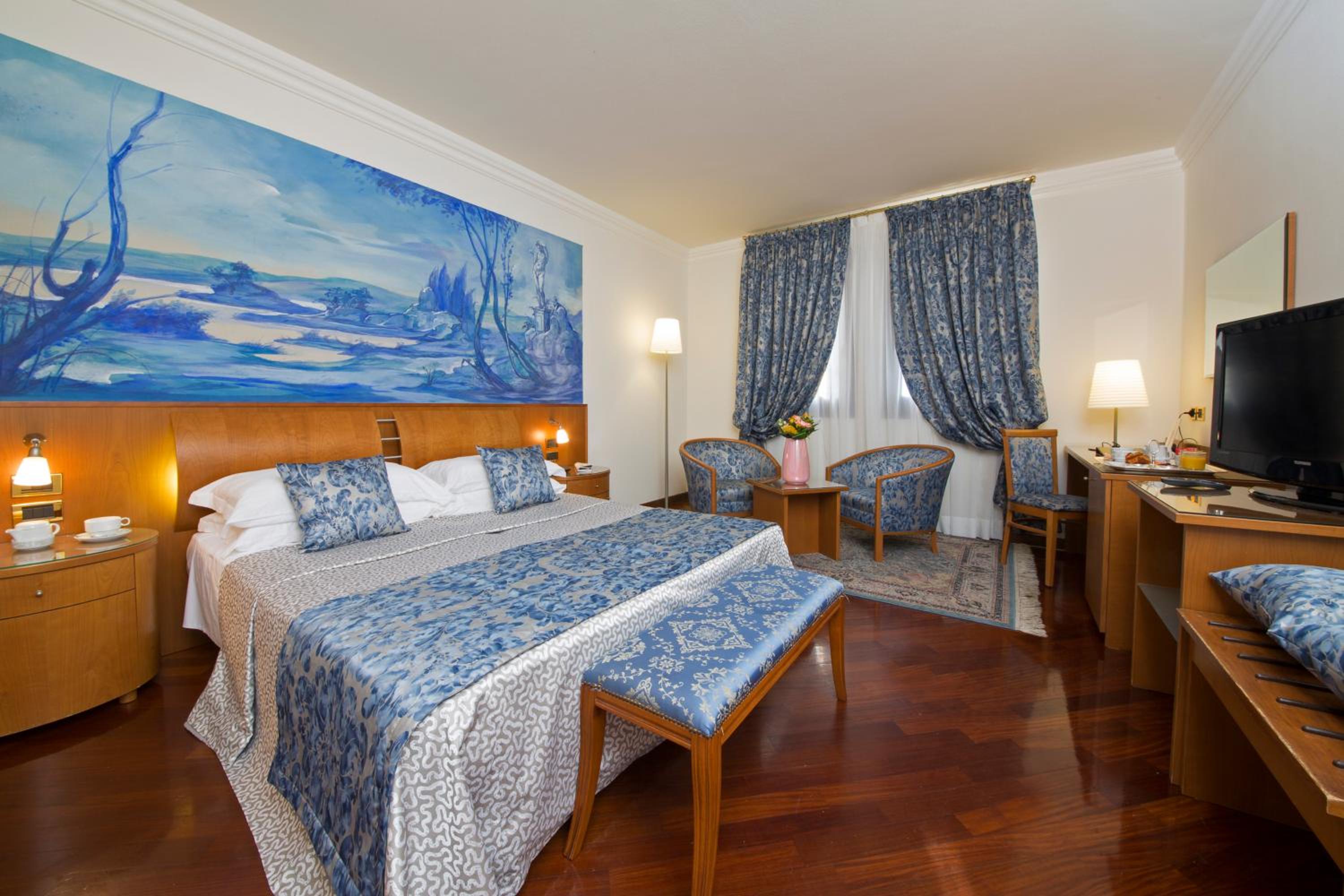 Executive Double Room - Photo 4