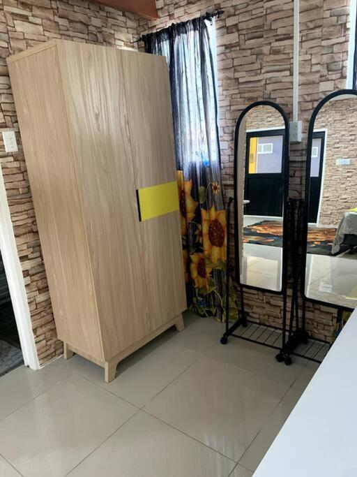 Four-Bedroom House photo 1