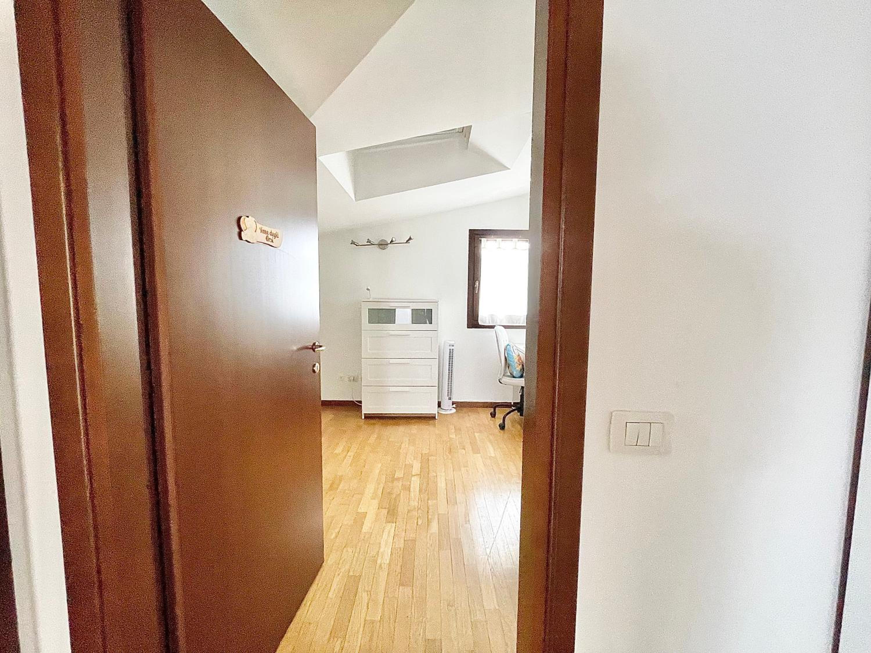 Two-Bedroom Apartment photo 2