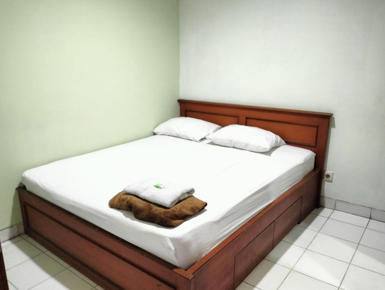 Standard Double Room - Photo 4