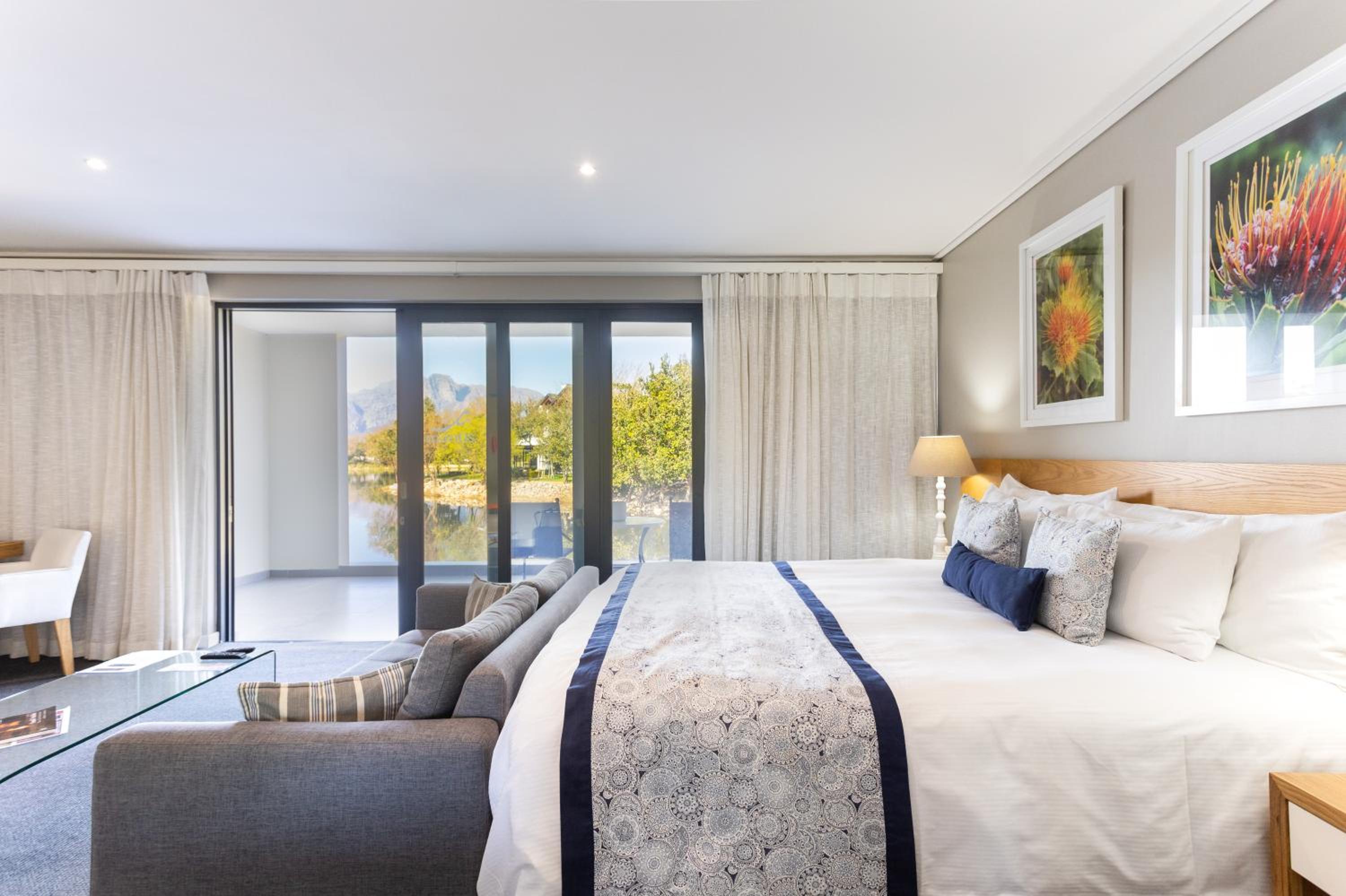 One Bedroom Suite  - Photo 2