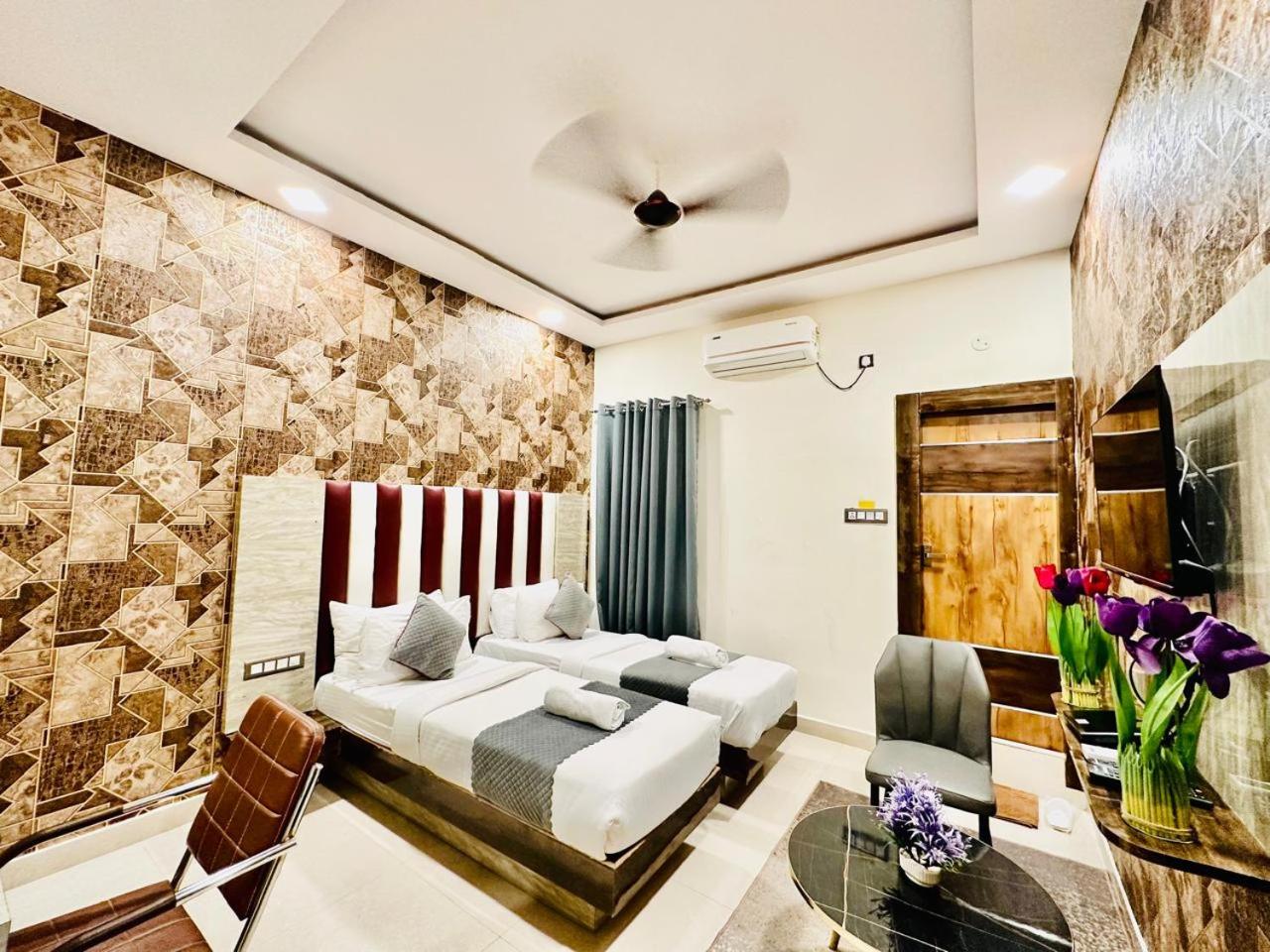 Economy Twin Room