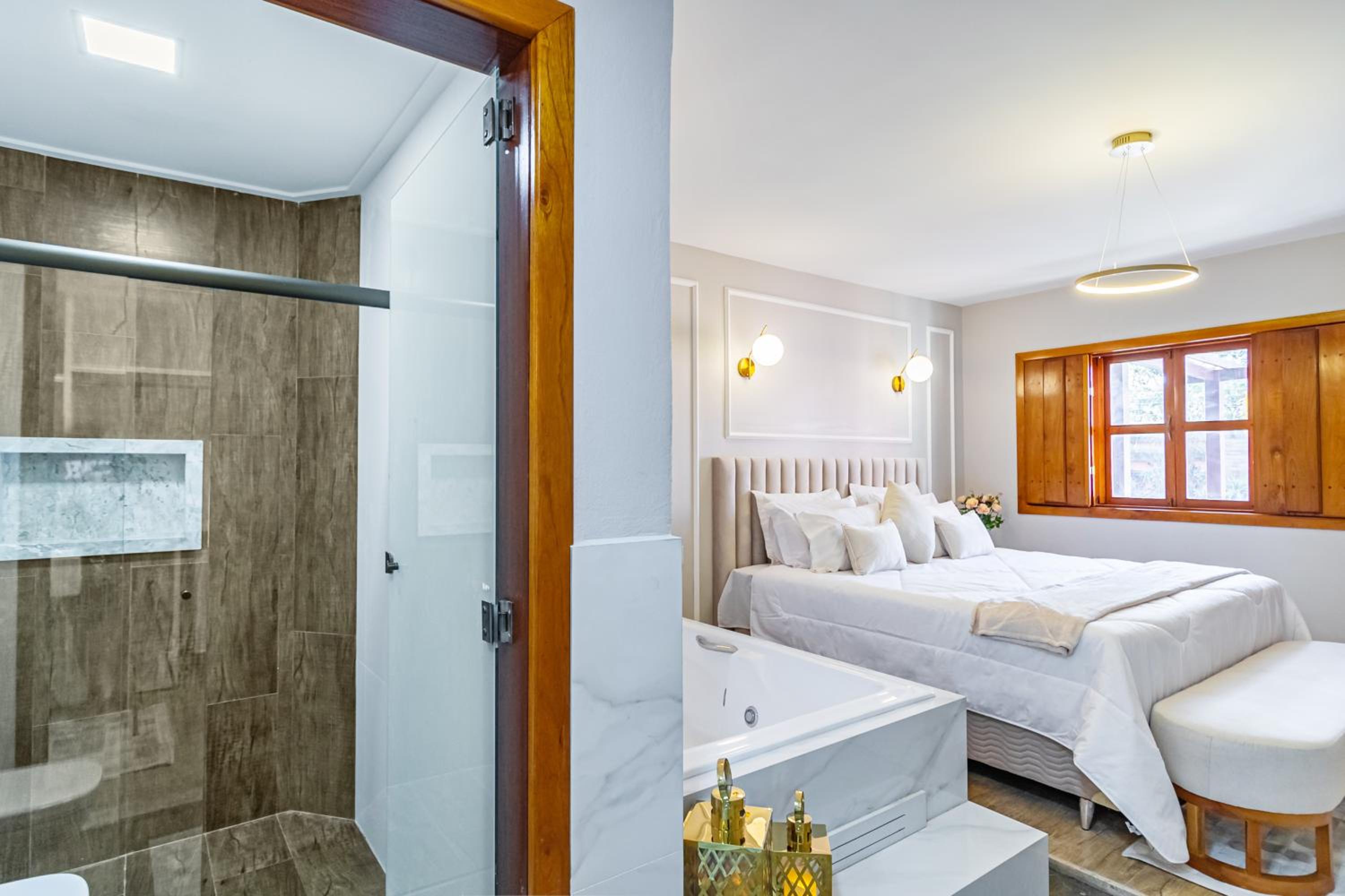 Queen Room with Spa Bath photo 3