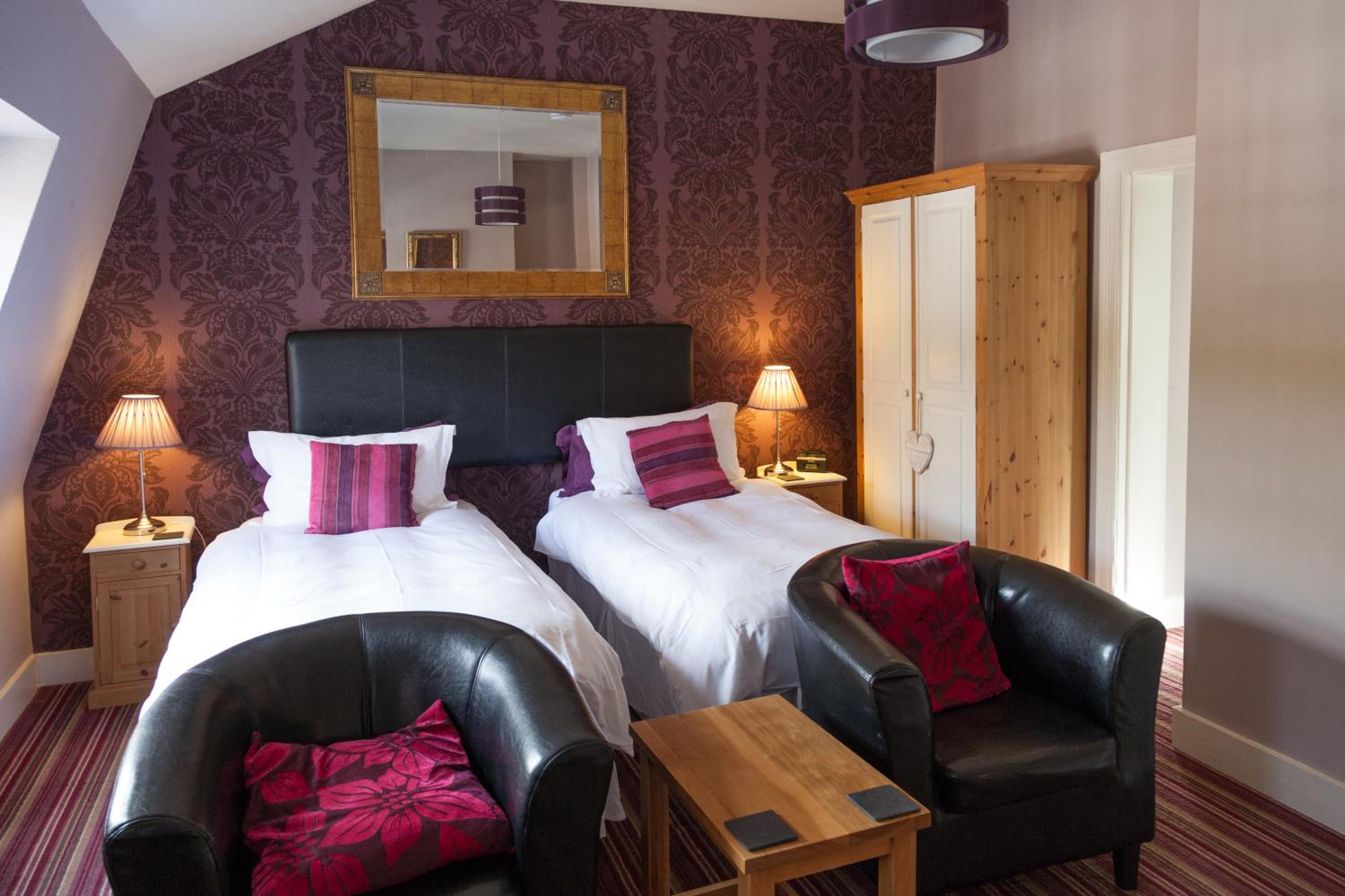 Double or Twin Room photo 3