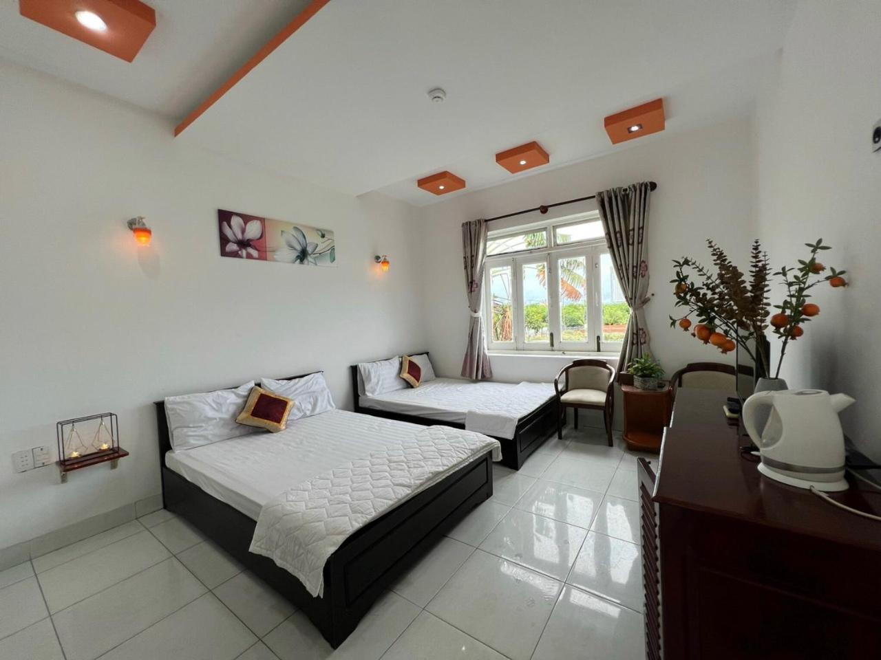 Deluxe Queen Room With Two Queen Beds