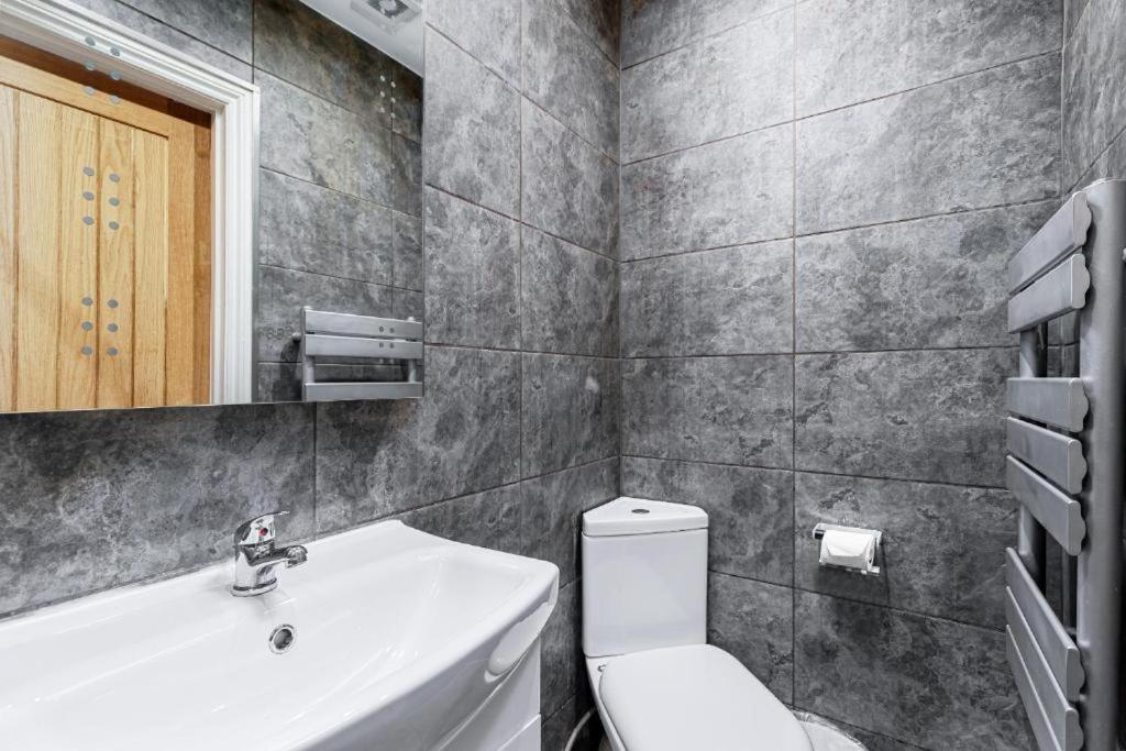 Budget Double Room photo 2
