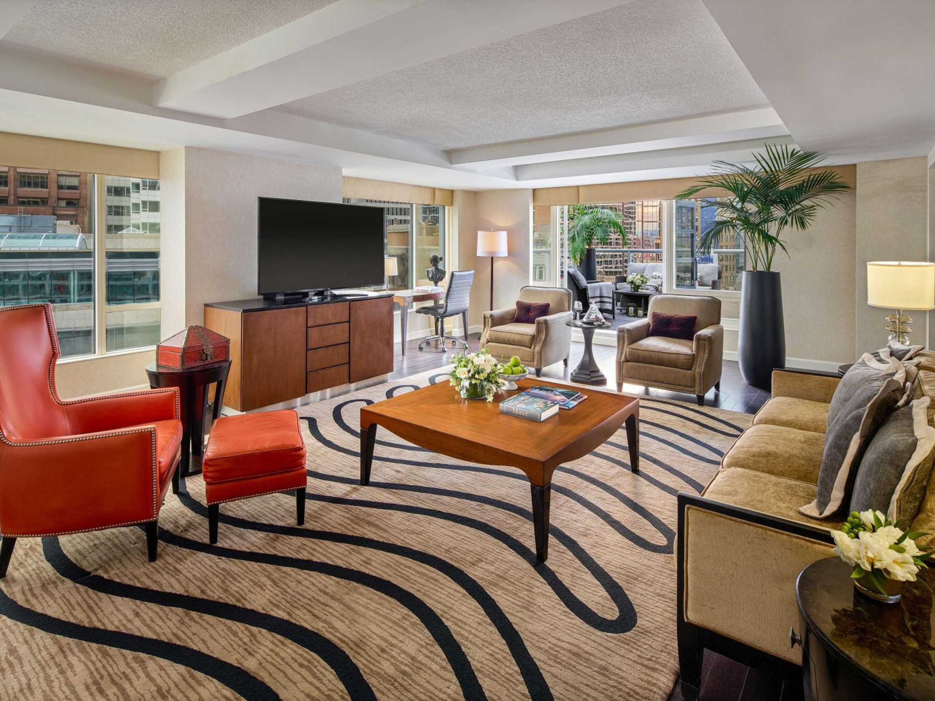 Stanley Park Suite King Room