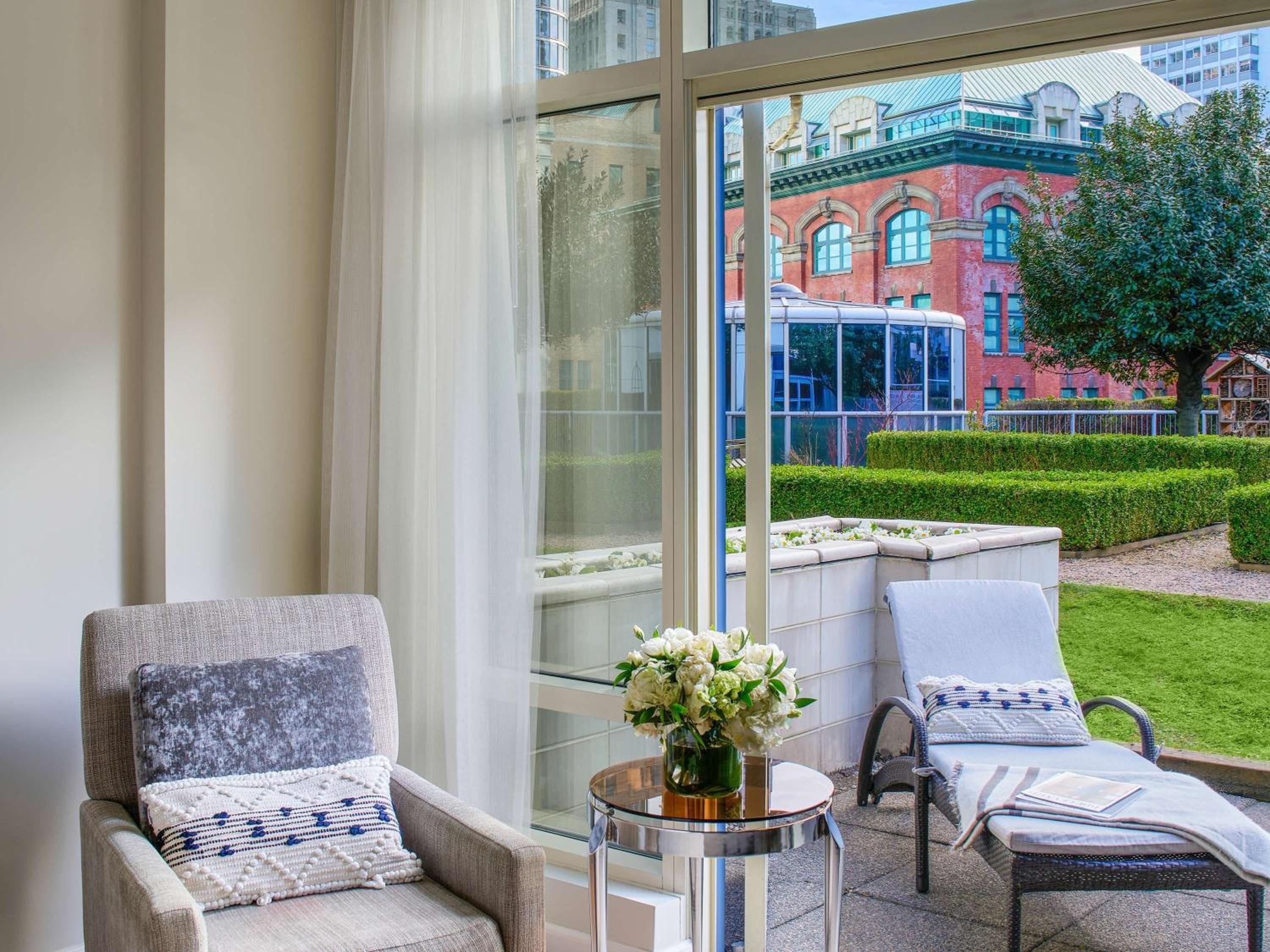 Fairmont King Room With Terrace