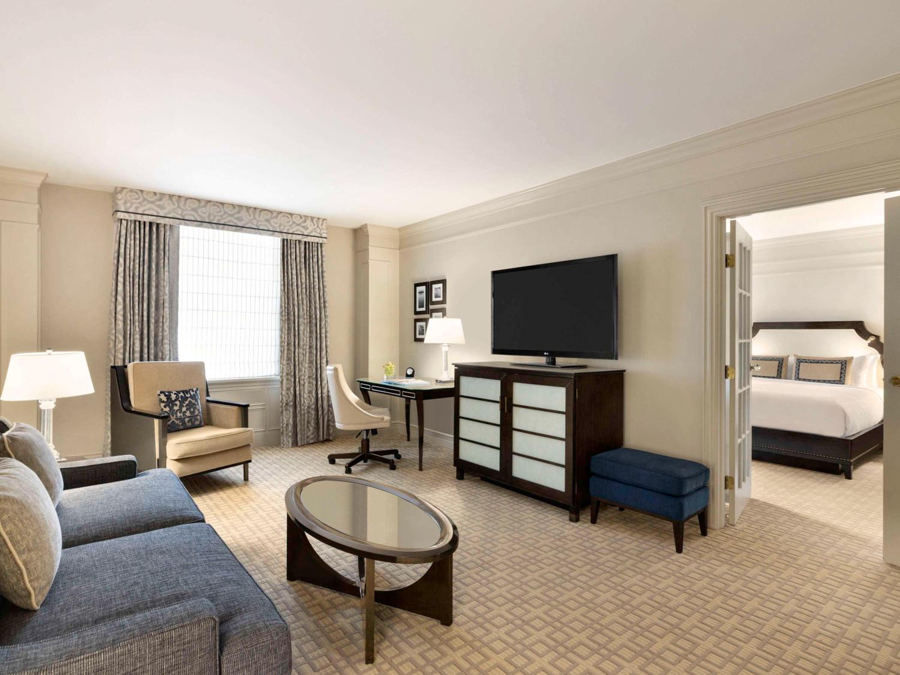 One-Bedroom Suite with King Bed