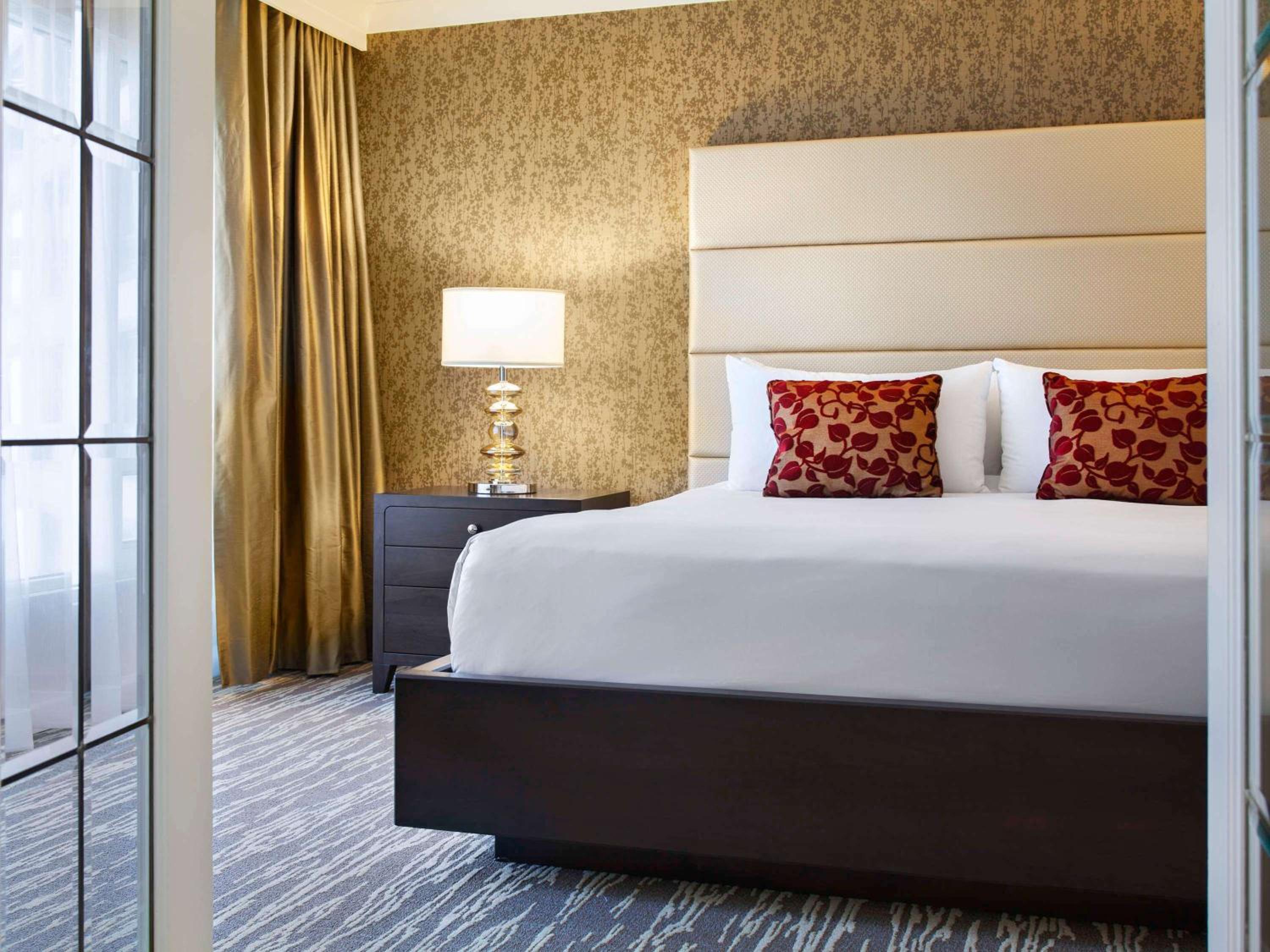 West Coast Suite with King Bed