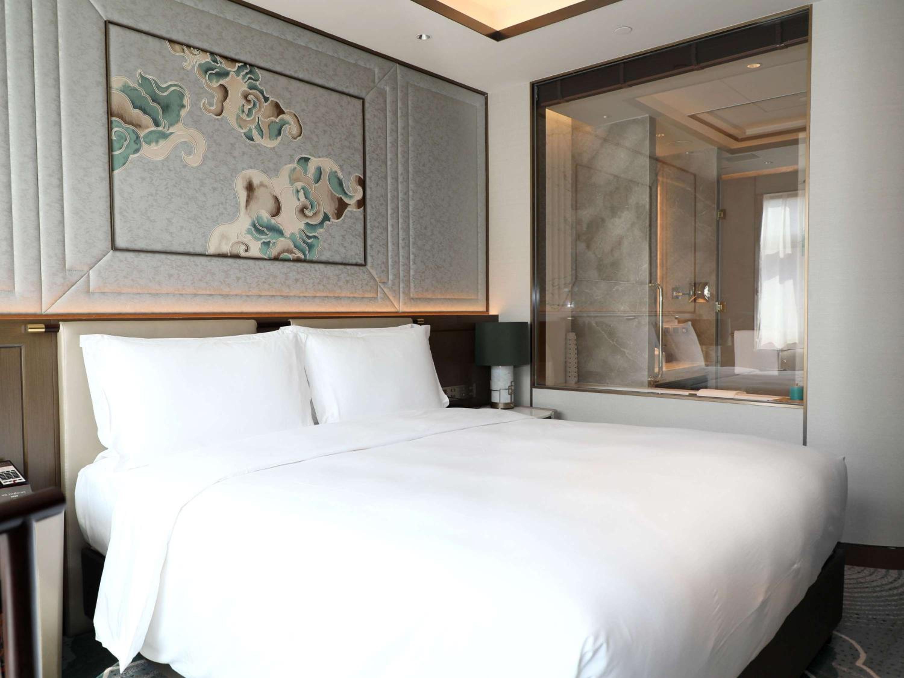 Classic Room King Bed