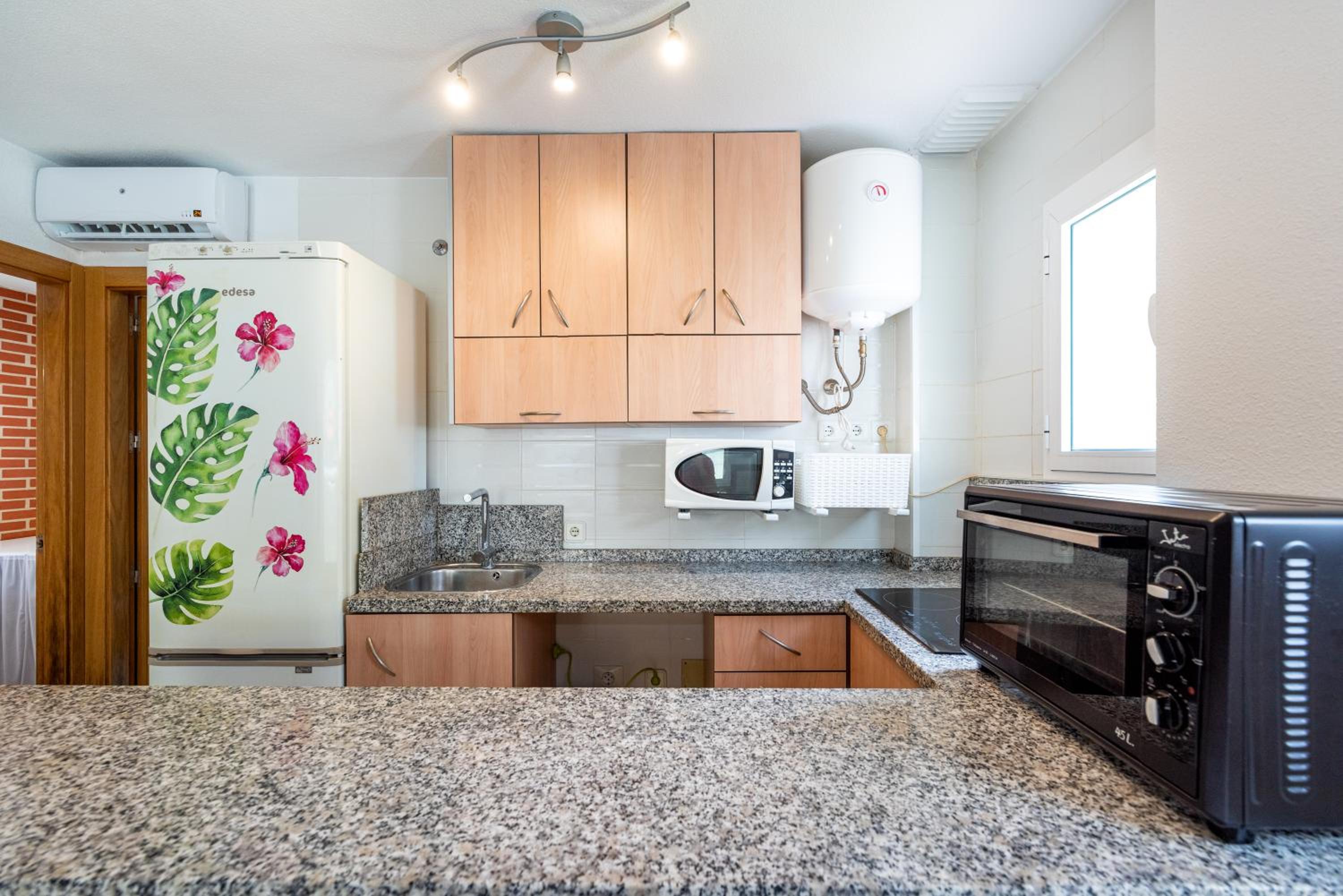 Superior One-Bedroom Apartment photo 2