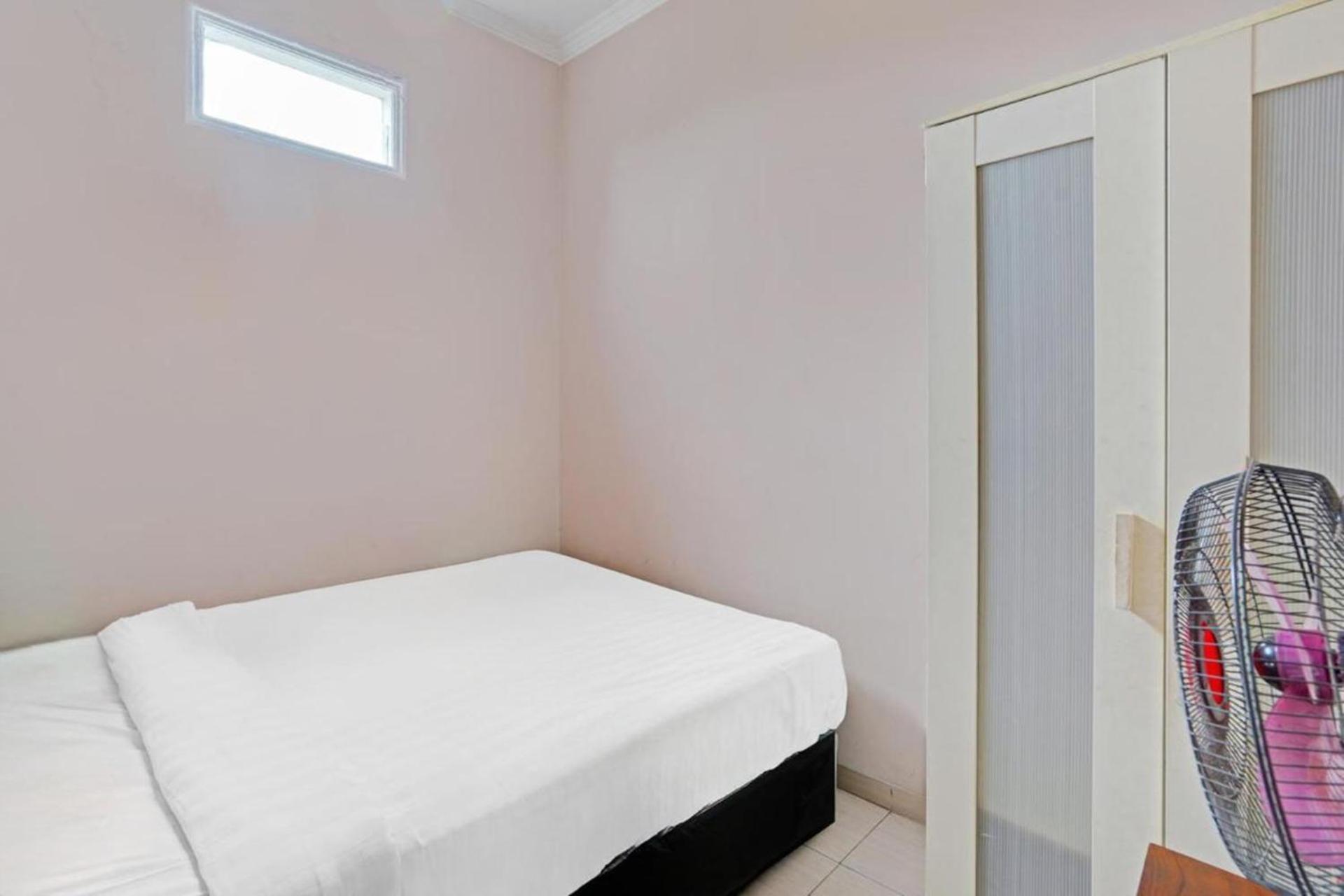 Standard Double Room With Fan photo 2