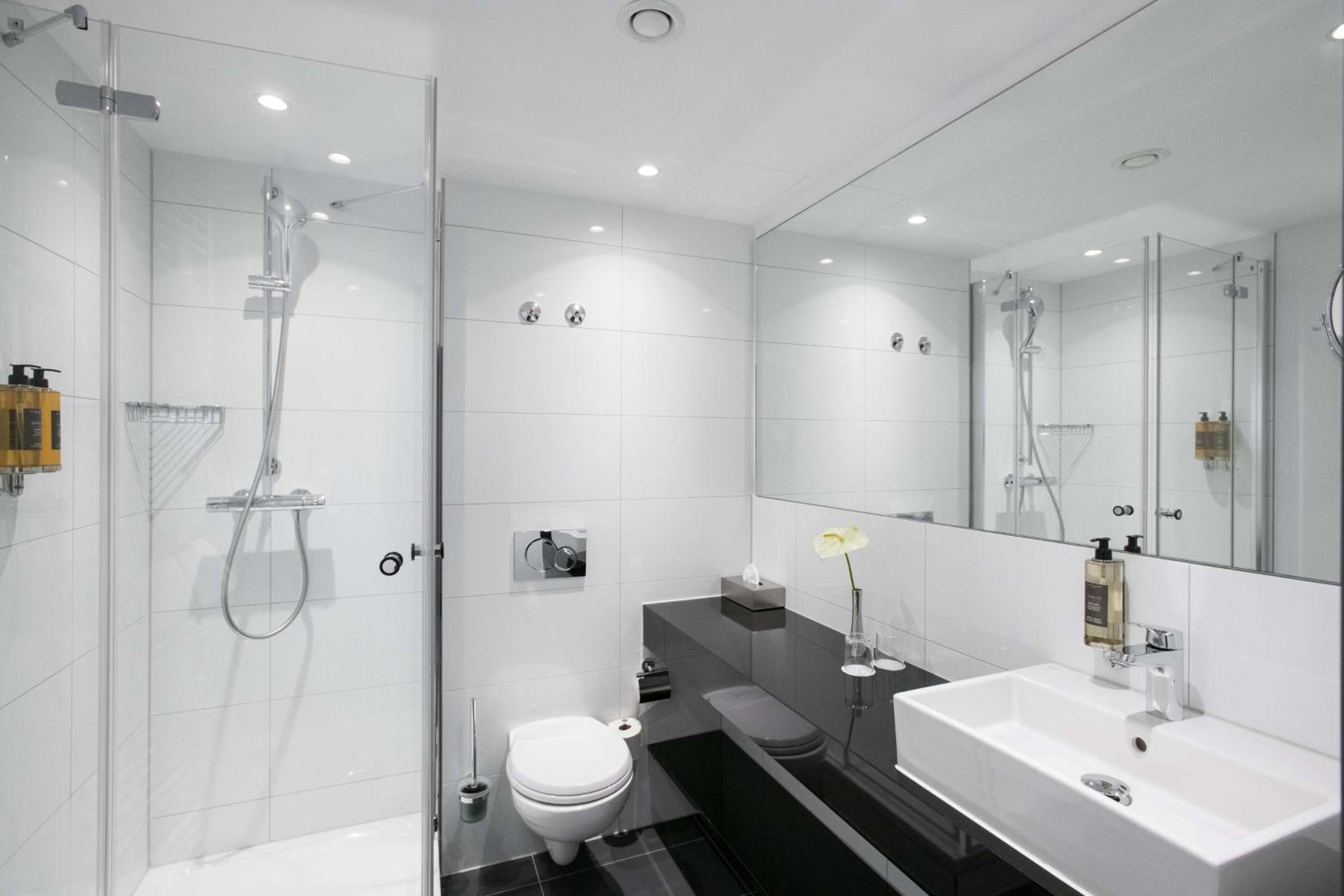 Comfort Double Room - Free City Ticket photo 2