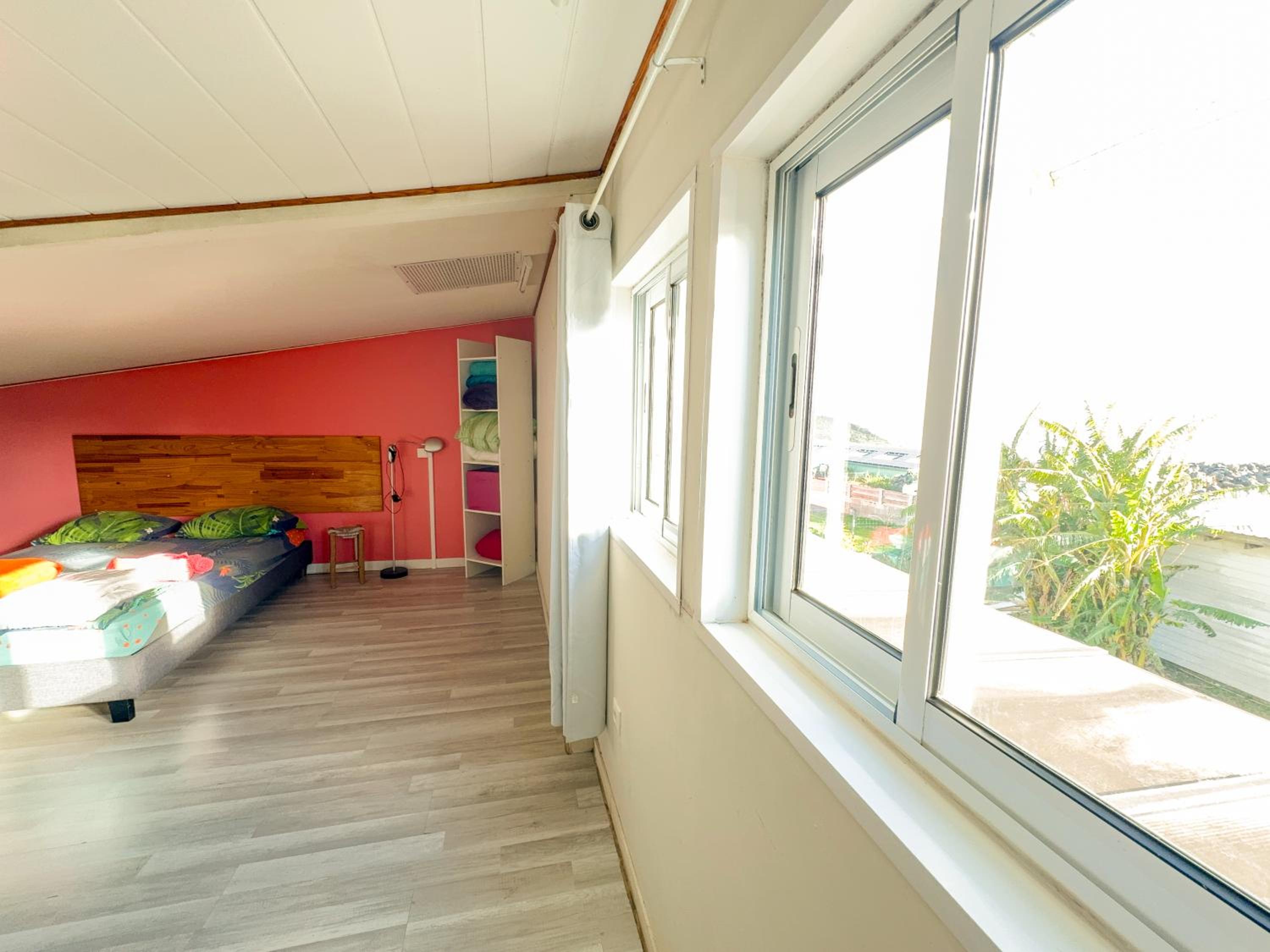One-Bedroom Apartment with Garden photo 1