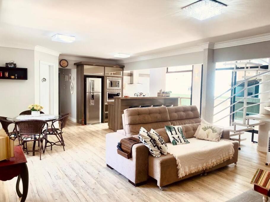 Apartment photo 1