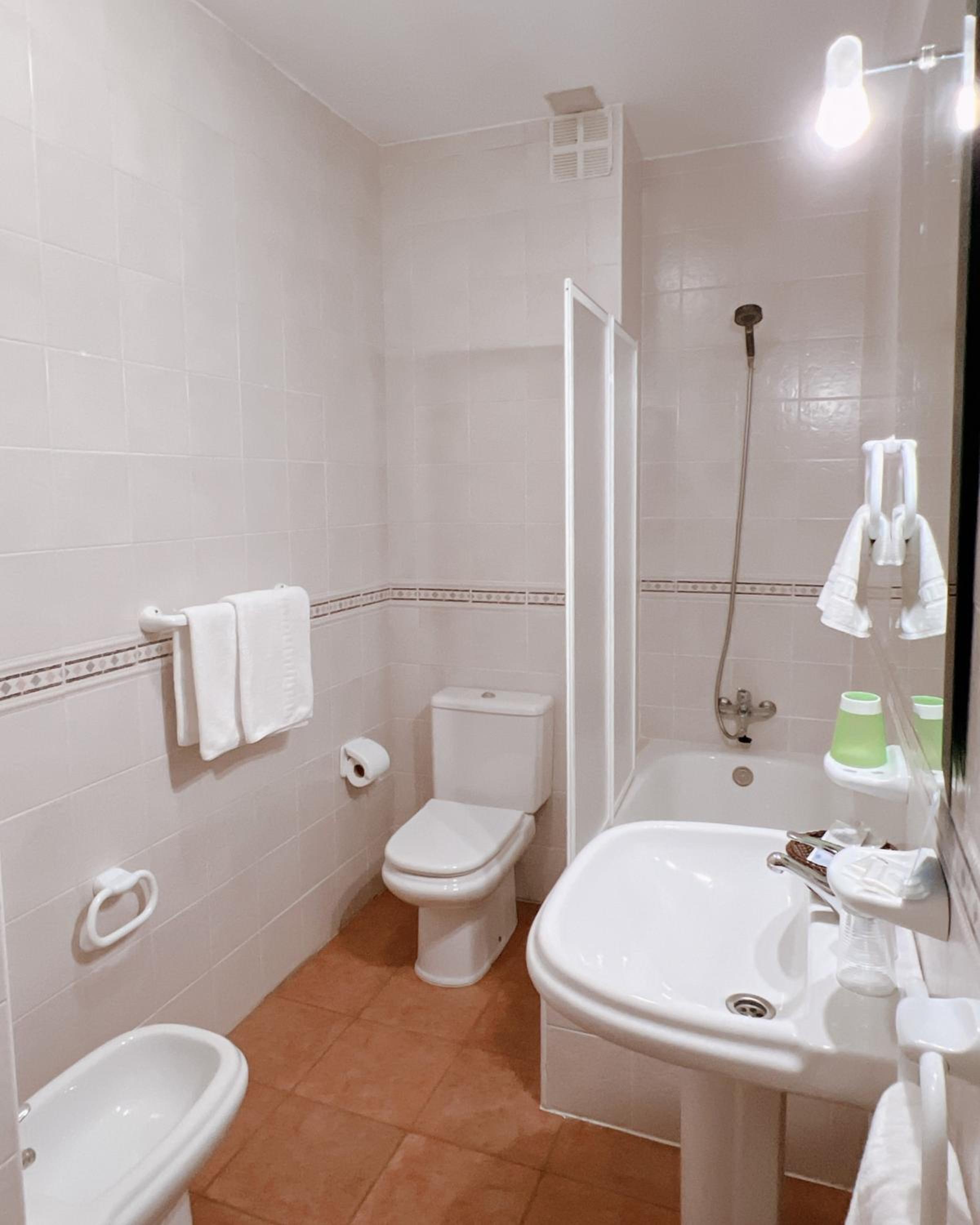Twin Room with Garden View photo 3