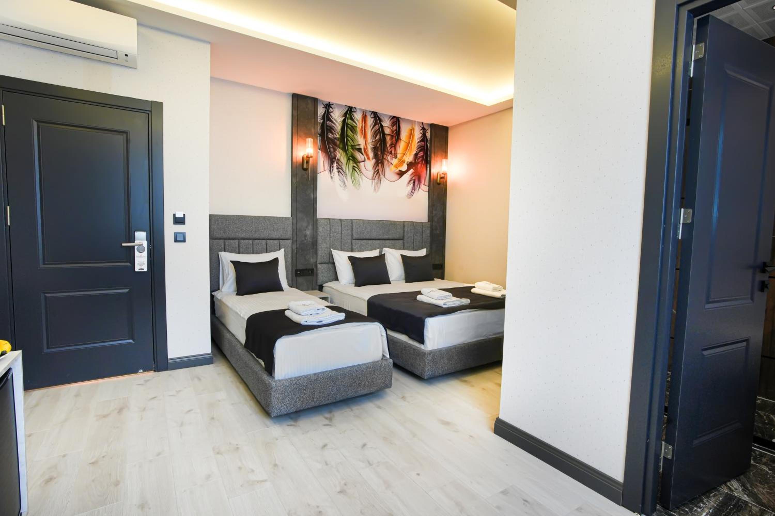 Superior Twin Room photo 3