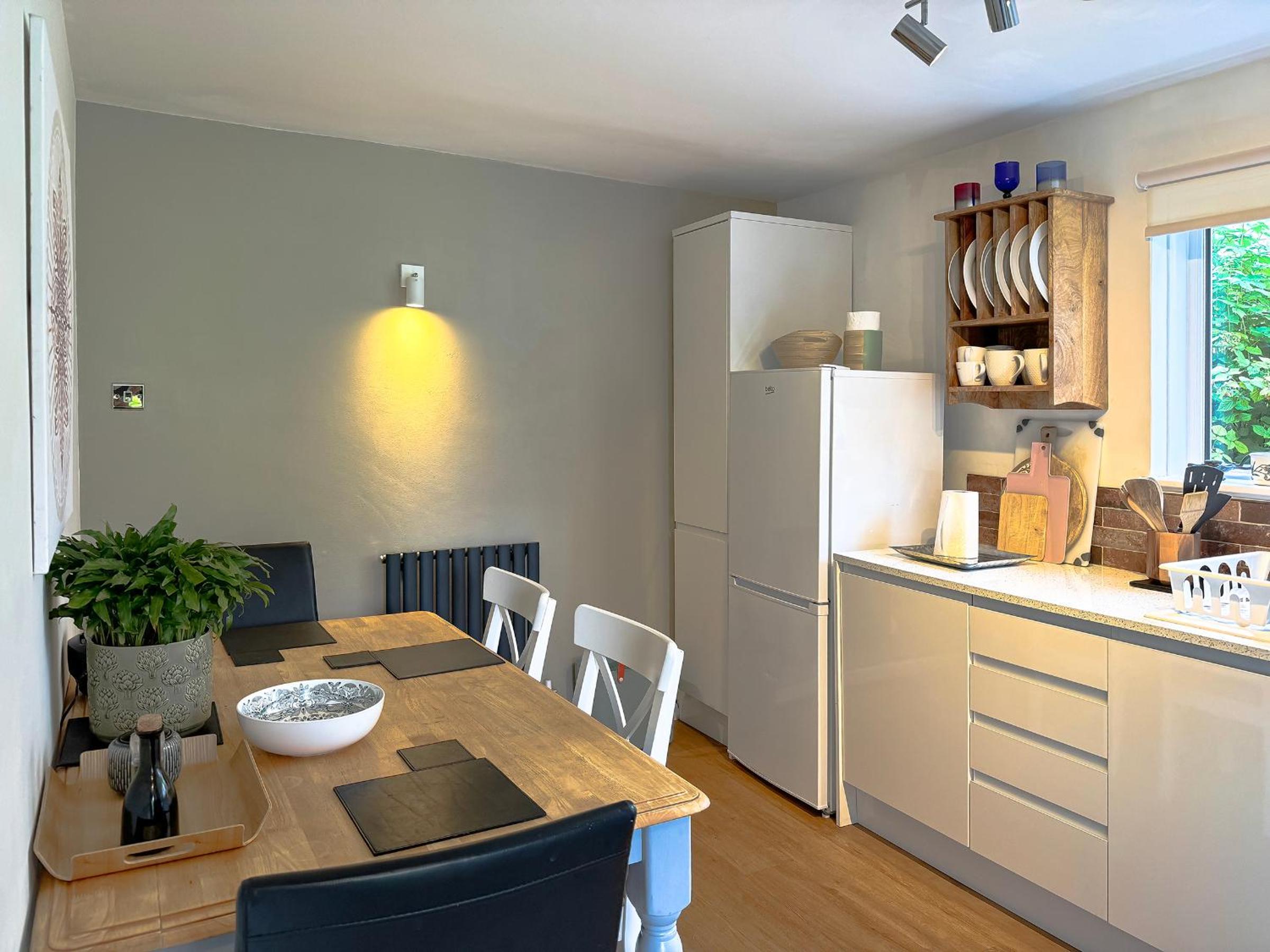 Apartment photo 2