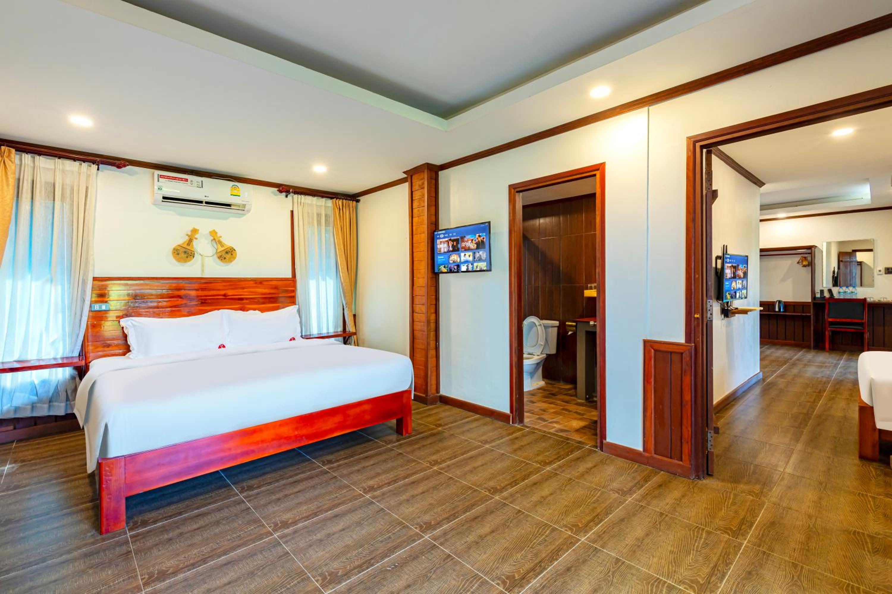 Two-Bedroom Suite photo 3
