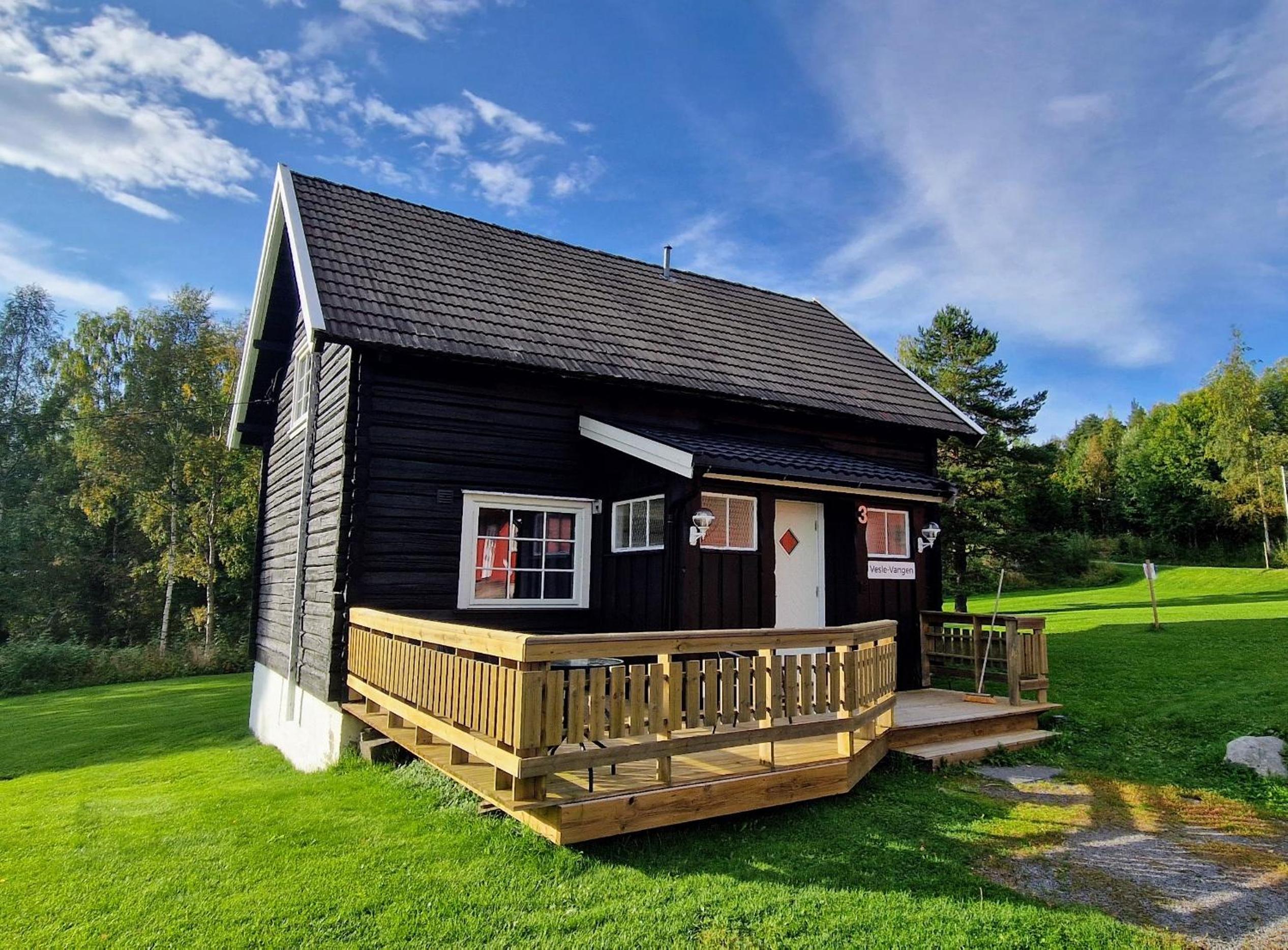 Three-Bedroom House - Photo 7