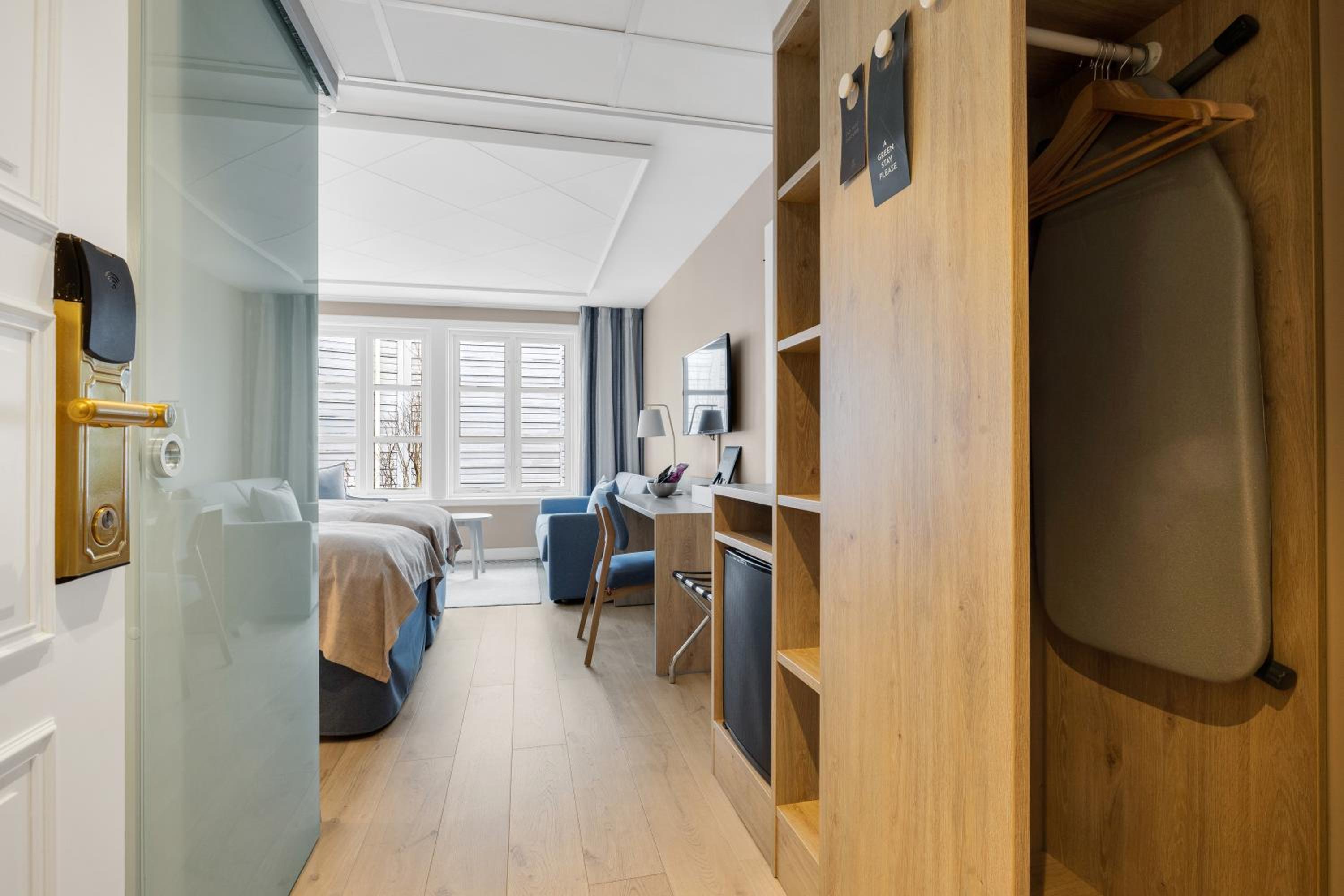 Standard Double Room - Photo 4