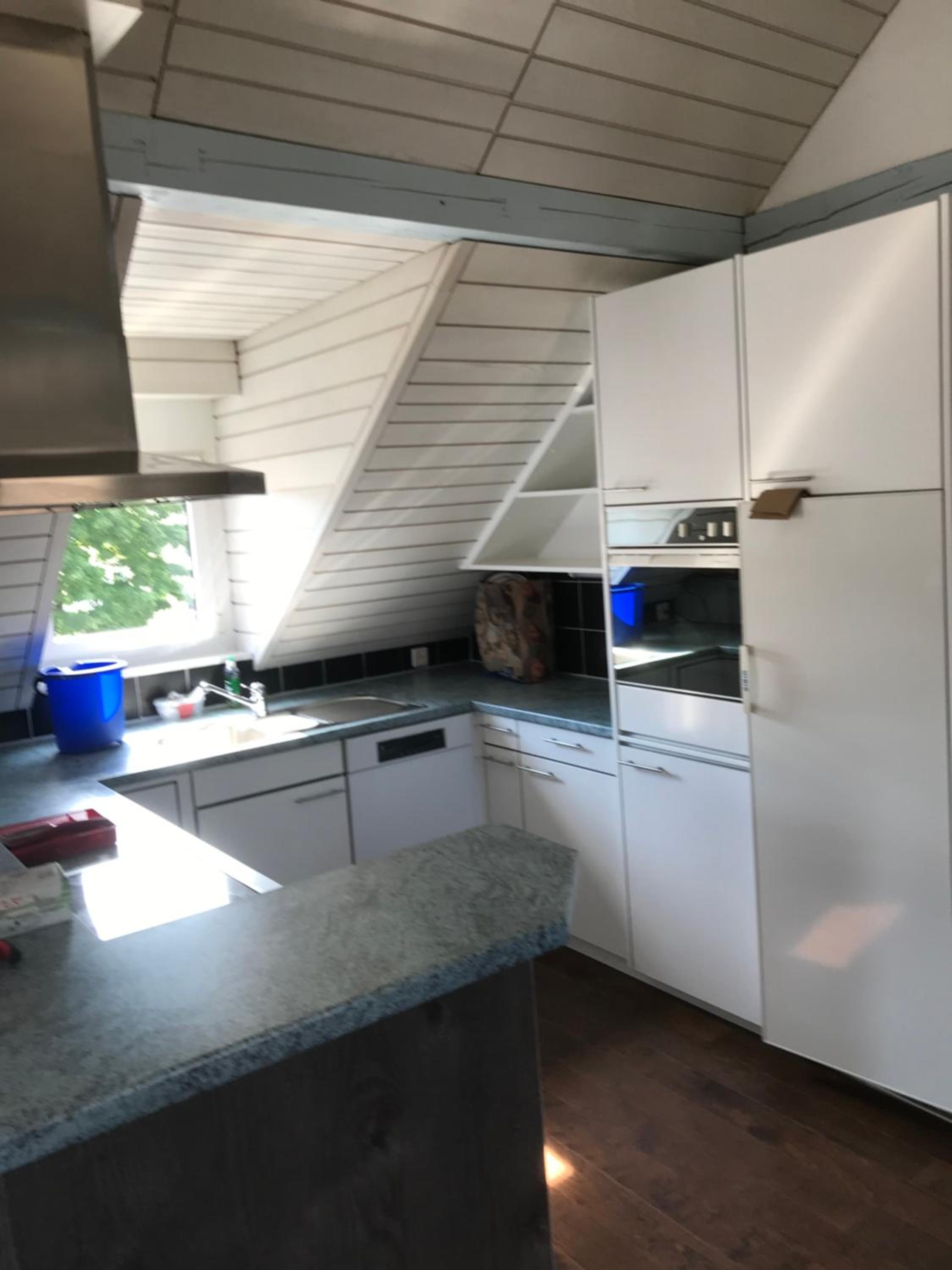Three-Bedroom Apartment with Balcony photo 3