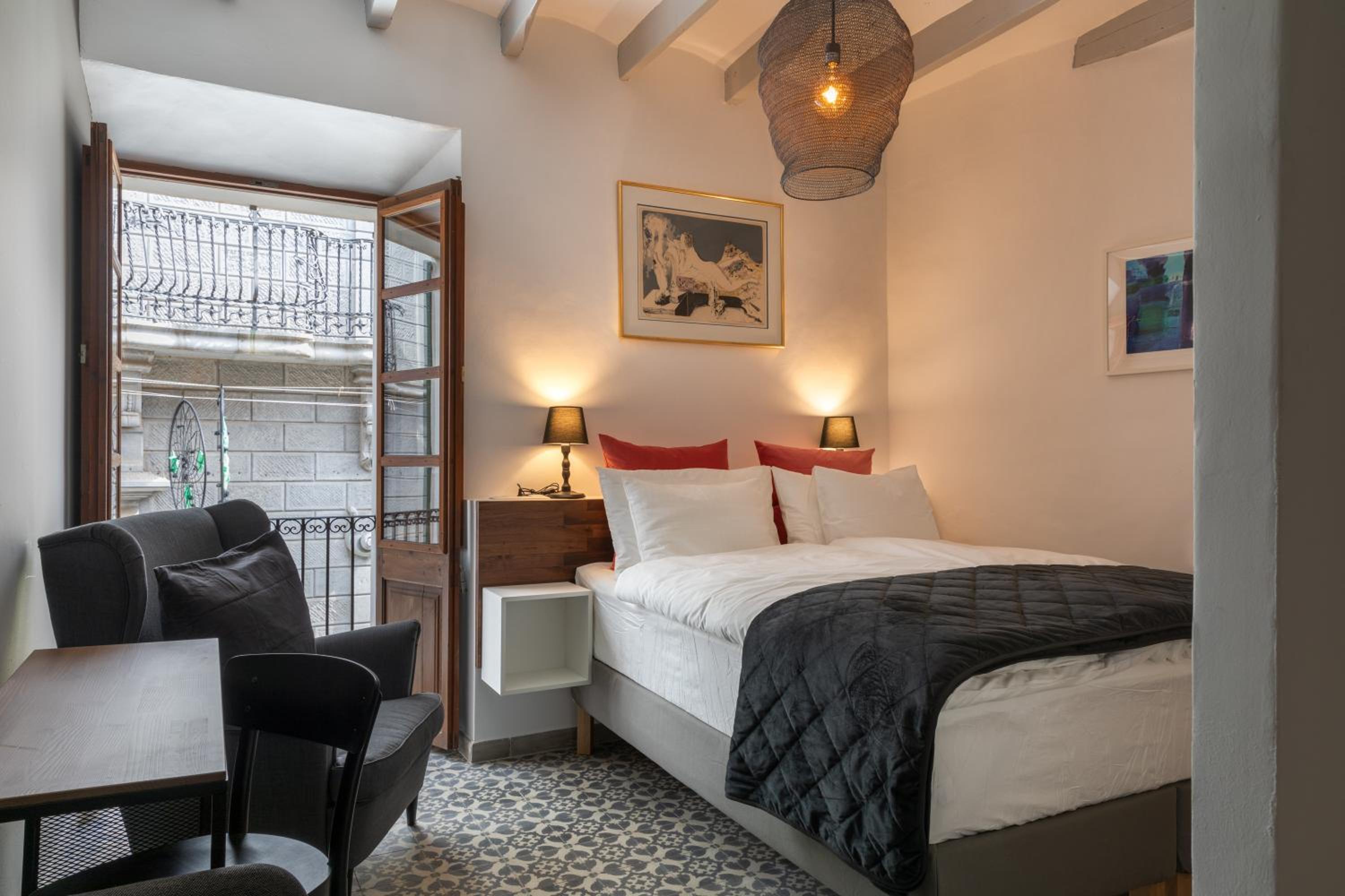 Habitación Doble con Baño Privado