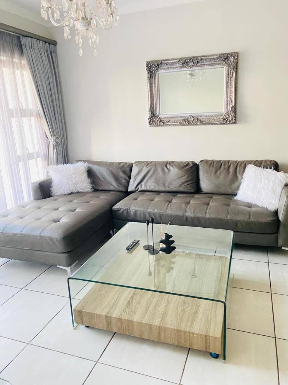 Two-Bedroom Villa - Photo 1