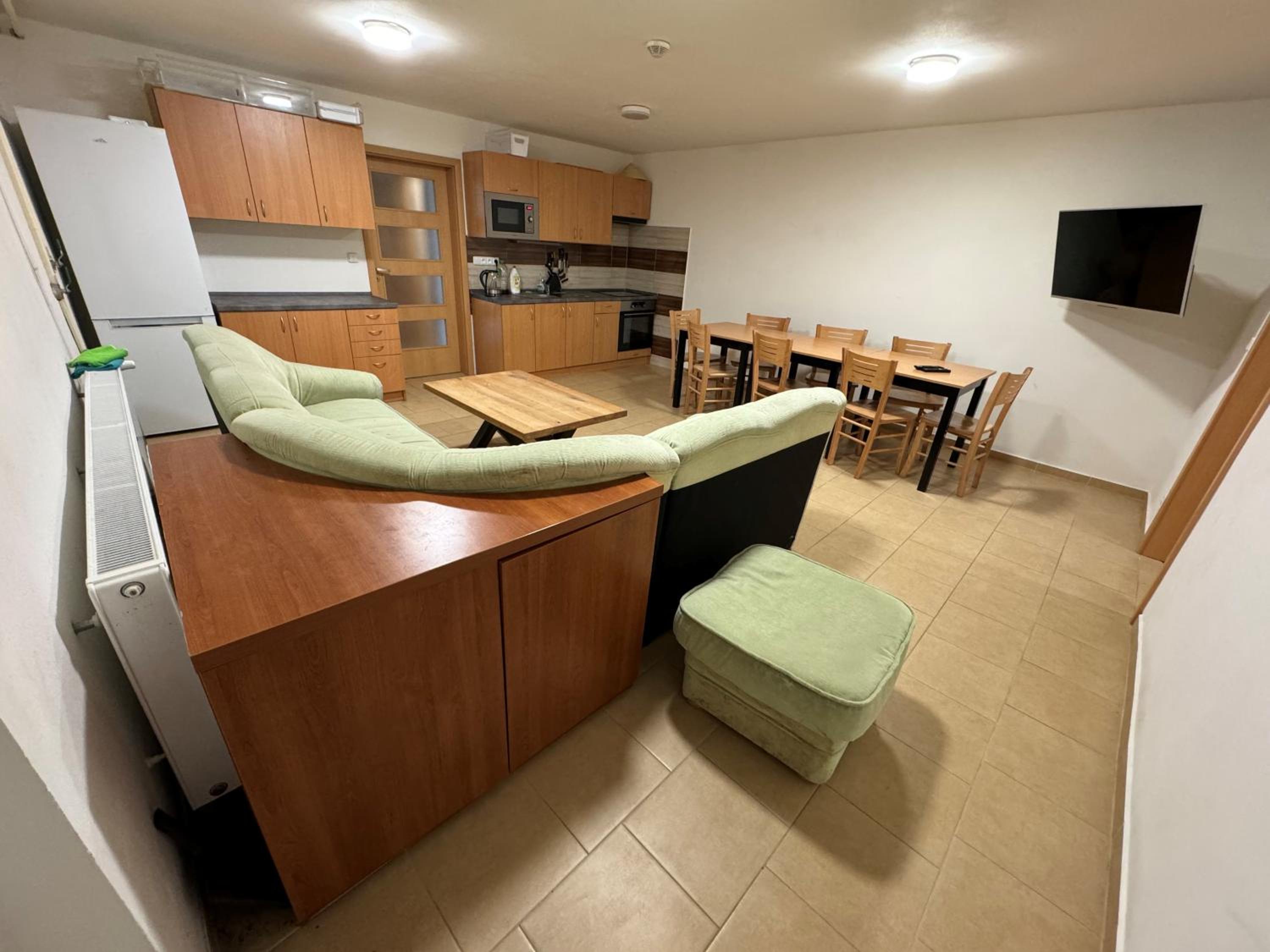 One-Bedroom Apartment with Terrace photo 2