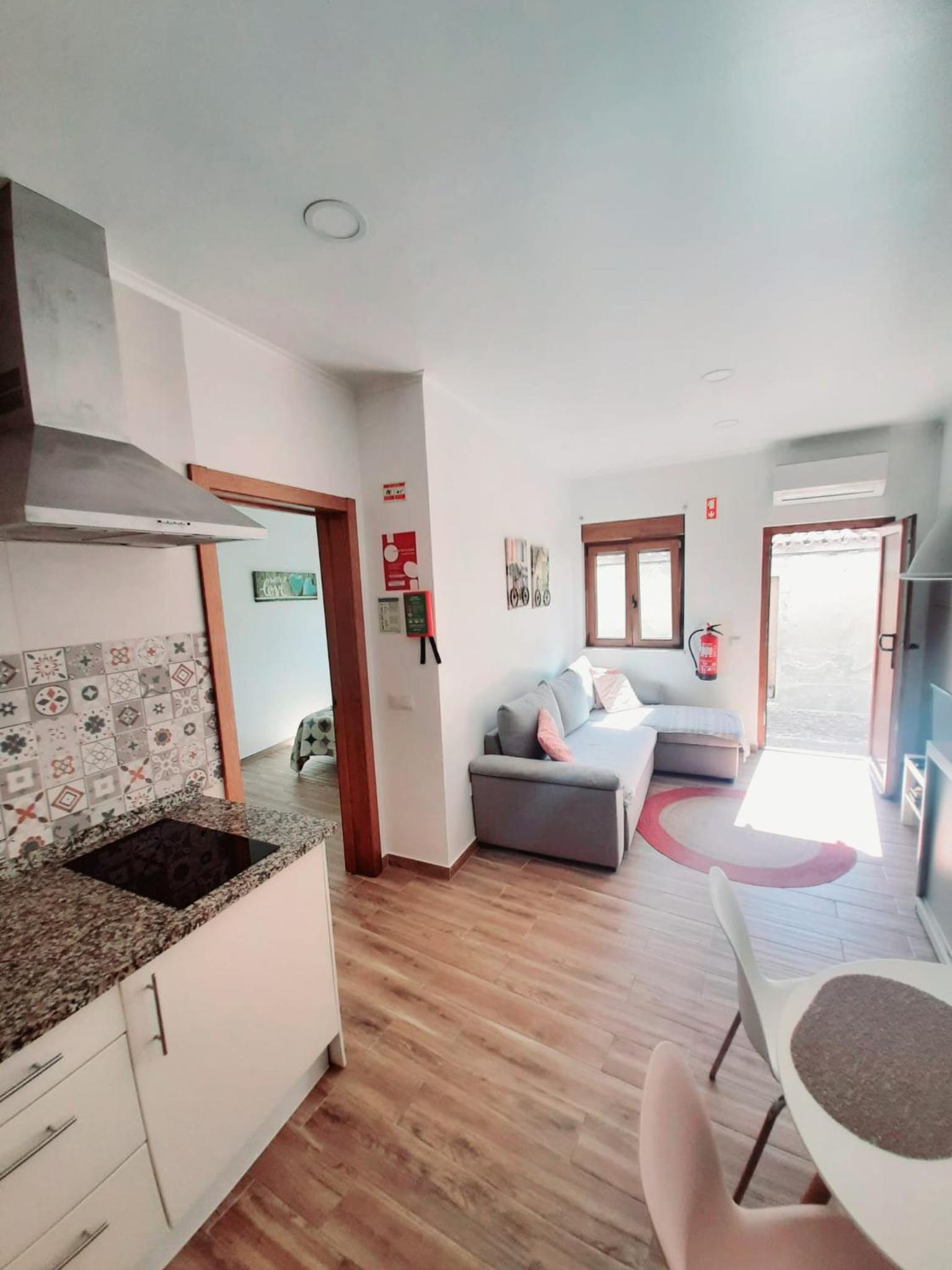 One-Bedroom House photo 3