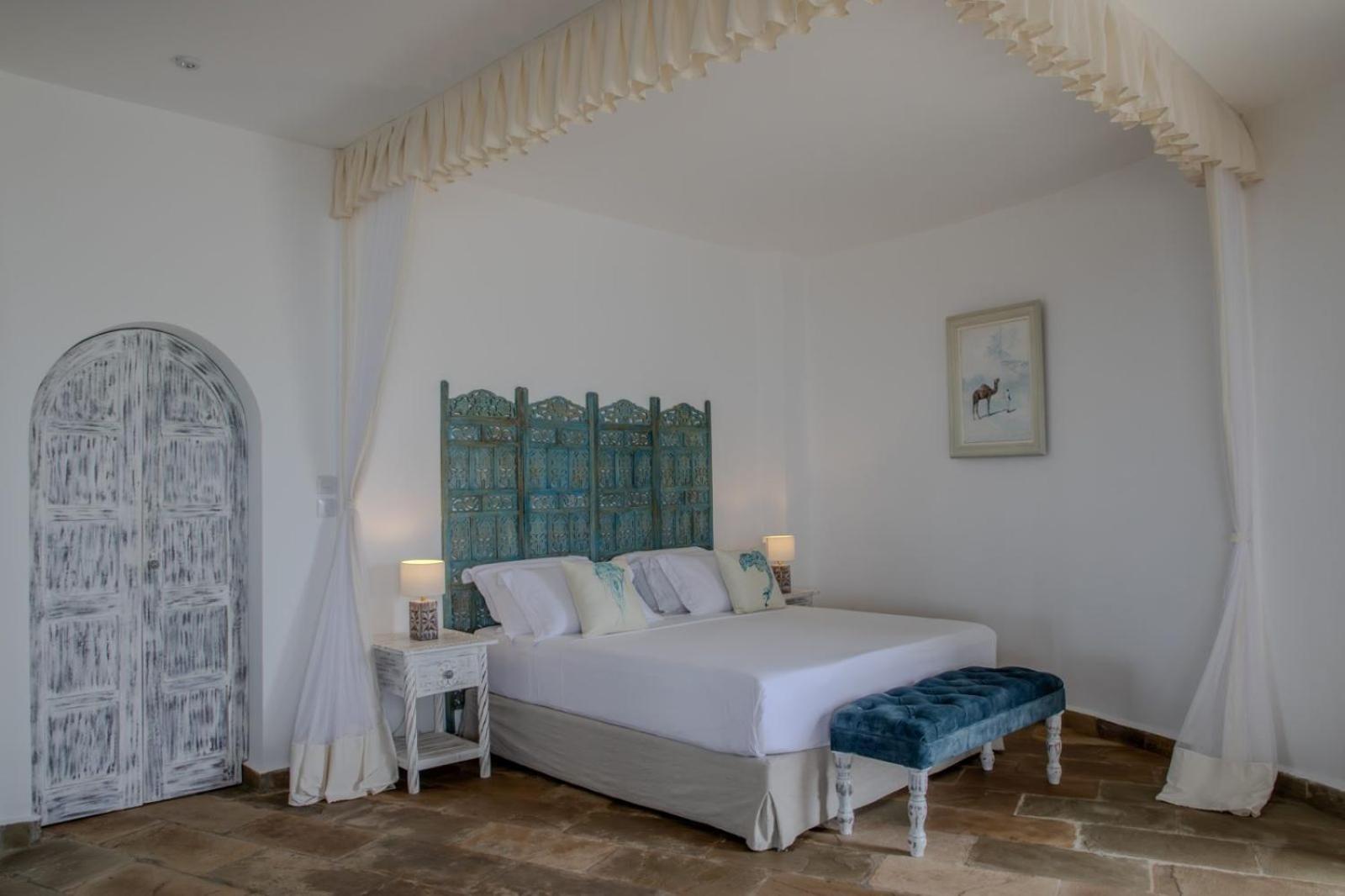 Suite on The Rock - Photo 5