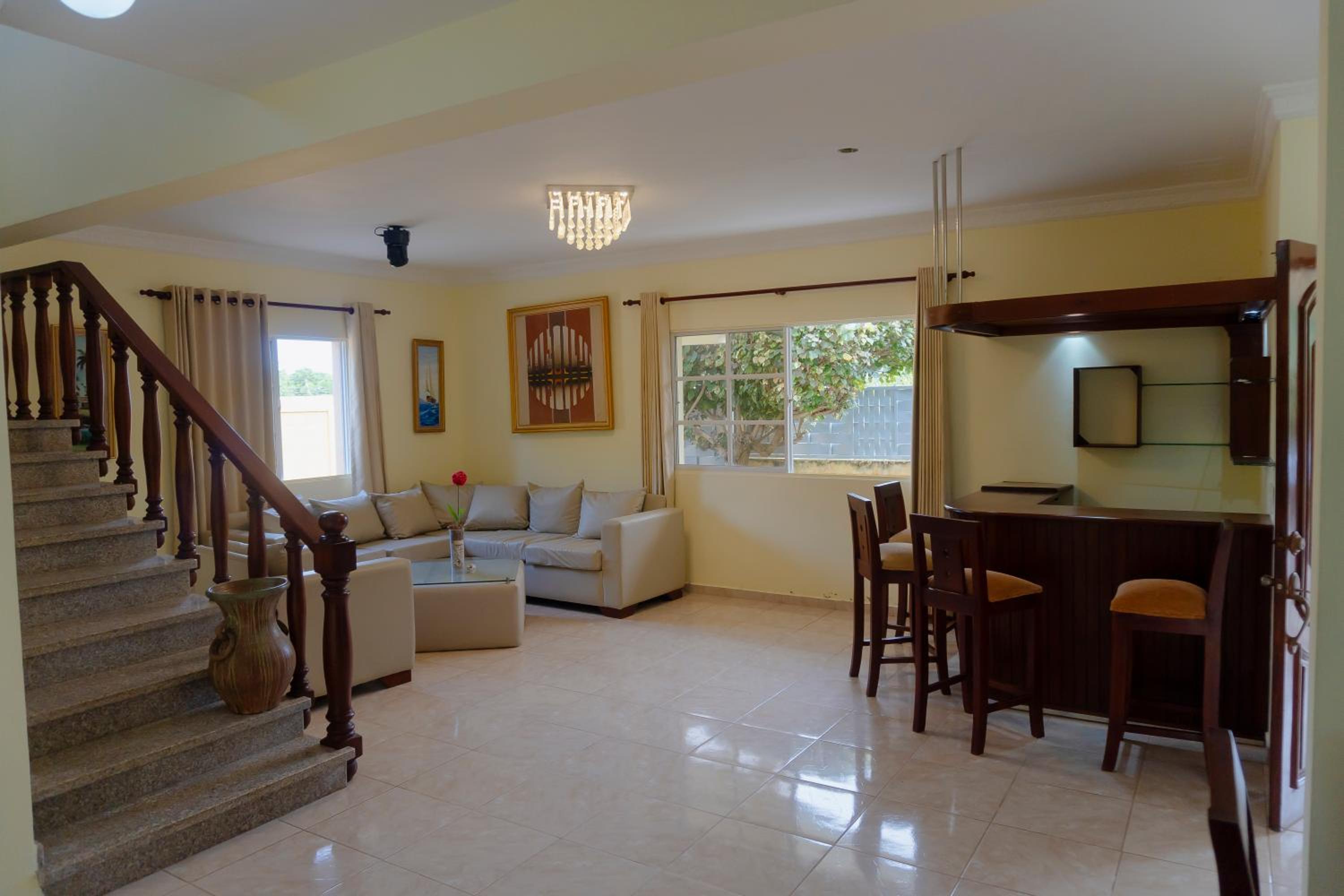 Villa photo 1