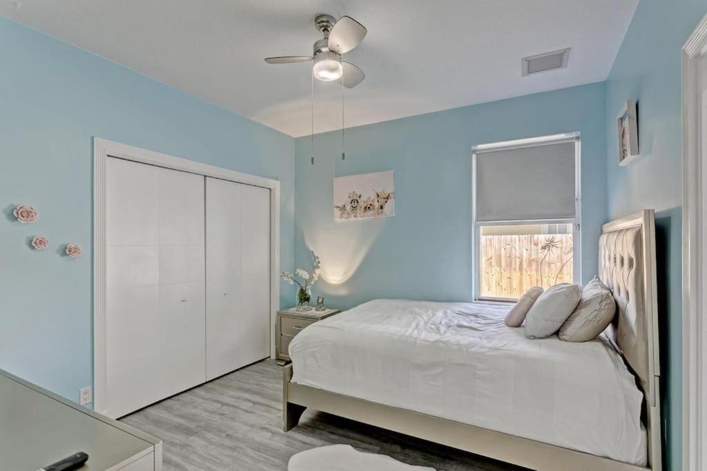 Four-Bedroom House photo 1