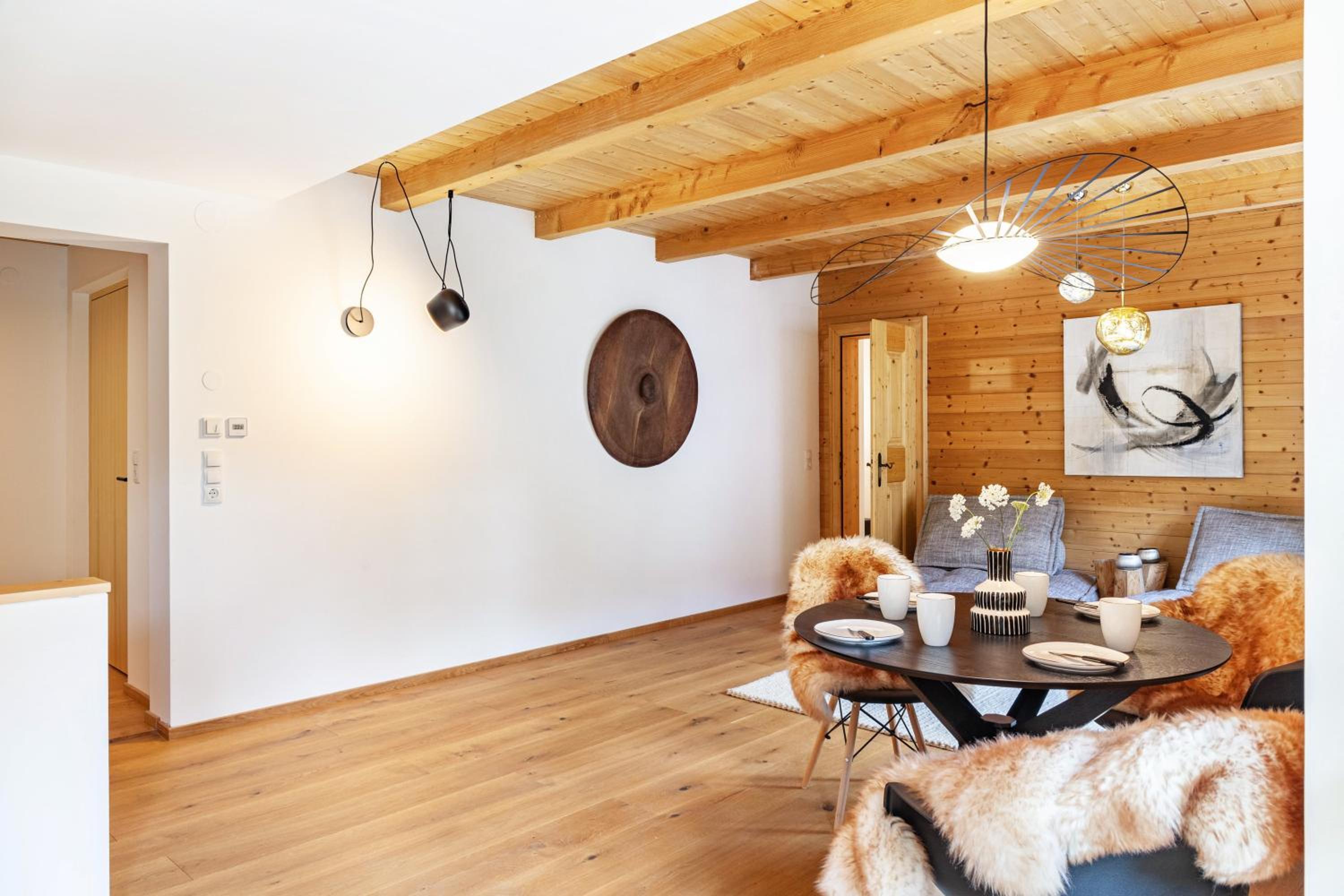 Two-Bedroom Deluxe Apartment with Garden View photo 1
