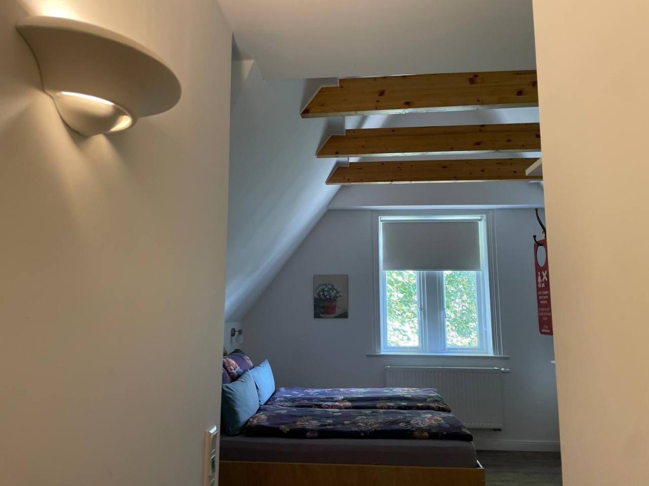 Double Room - Photo 17