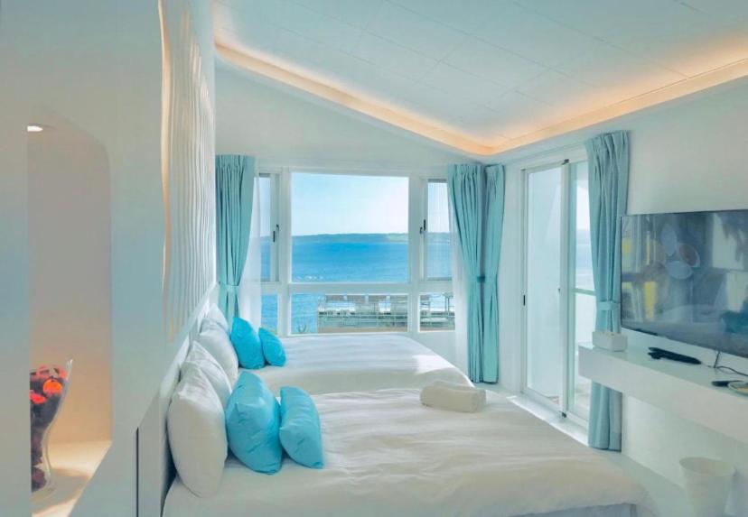 Quadruple Room with Sea View (3rd Floor) photo 1