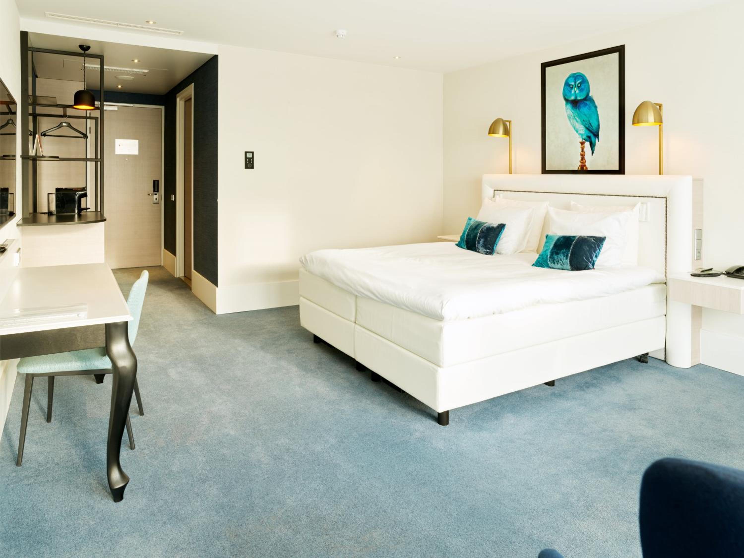 Deluxe King Room - Photo 1