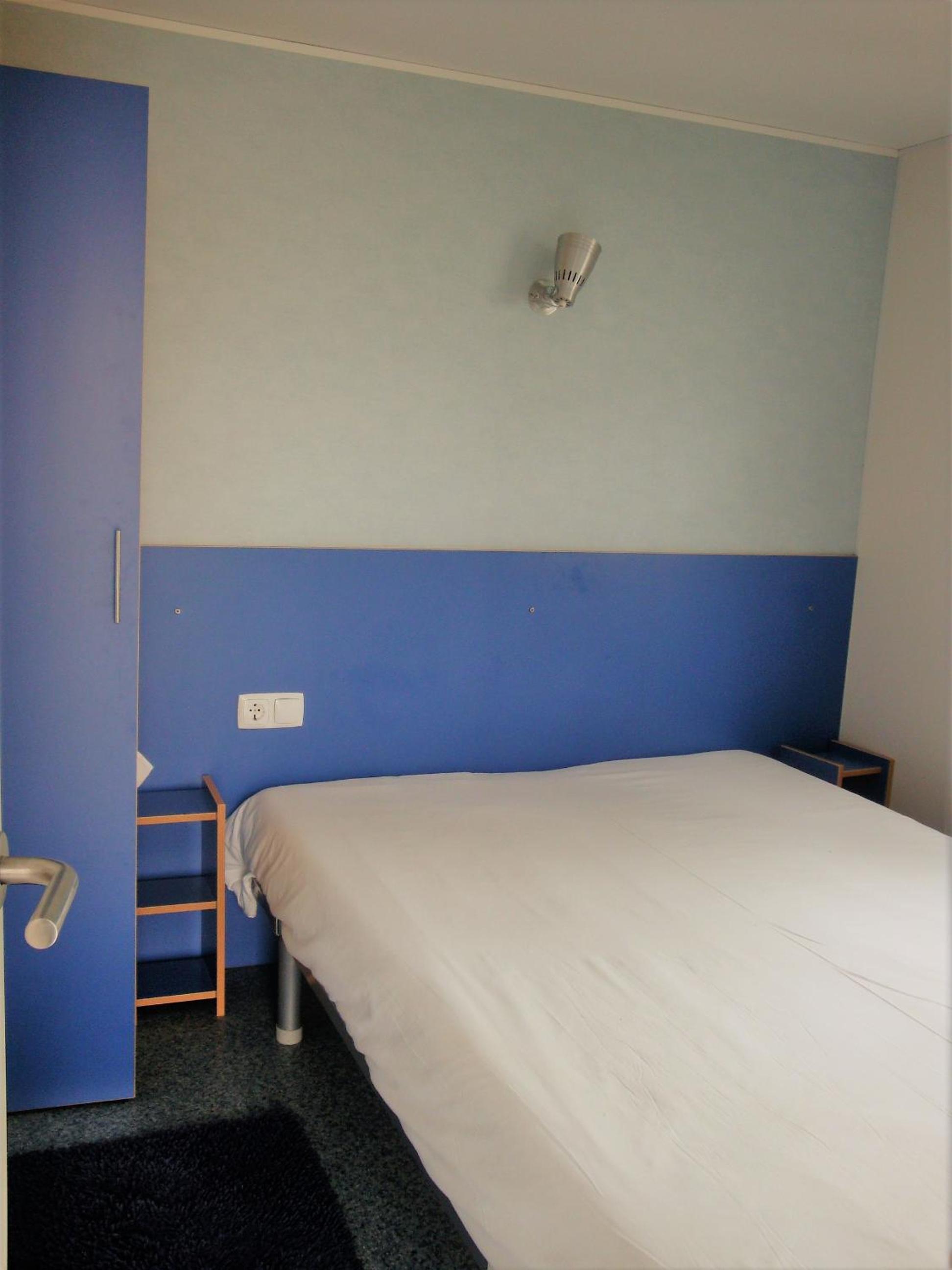Mobile Home (2 Adults) photo 1
