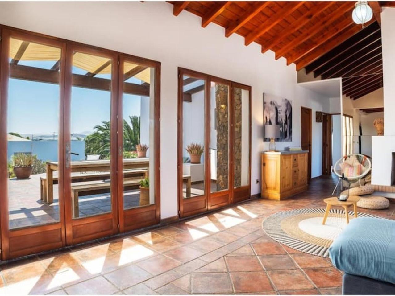 Villa de Tres Habitaciones